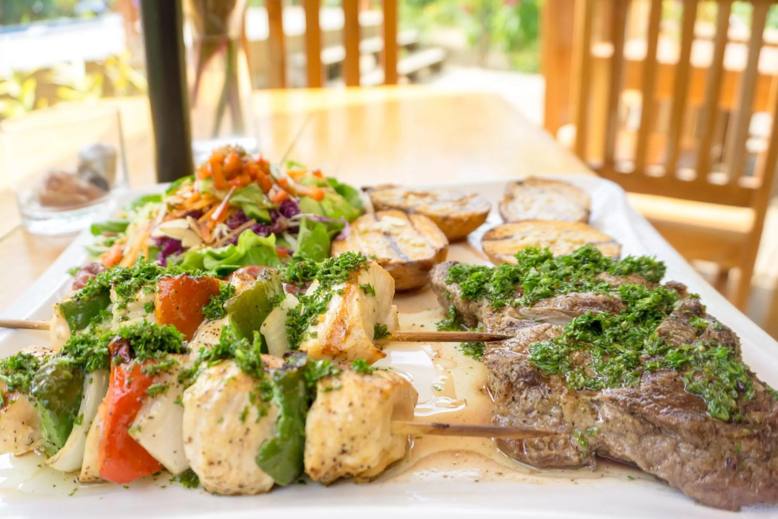 Restaurant/places to eat in The Hummingbird