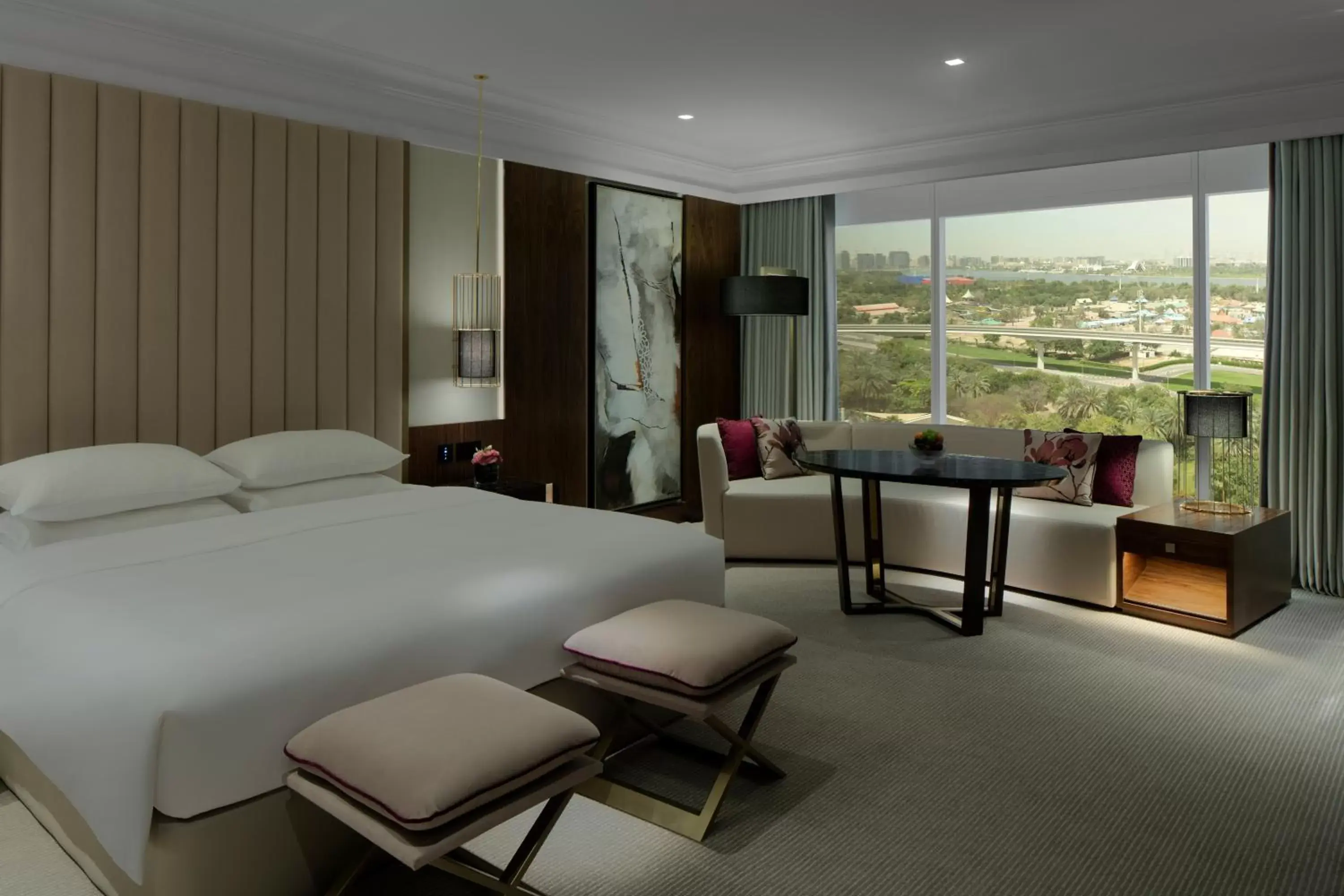 Bed in Grand Hyatt Dubai