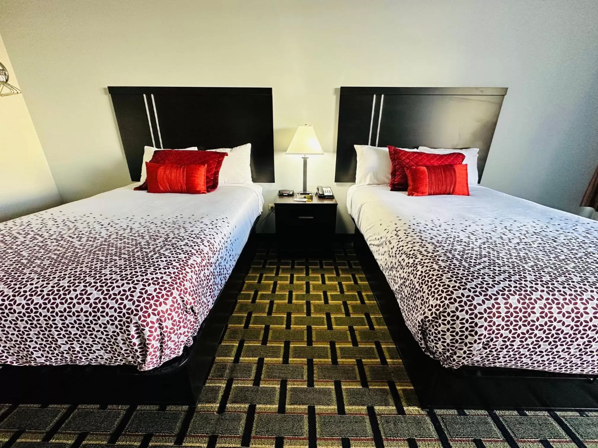 Bed in Econo Lodge Clemson - University Area