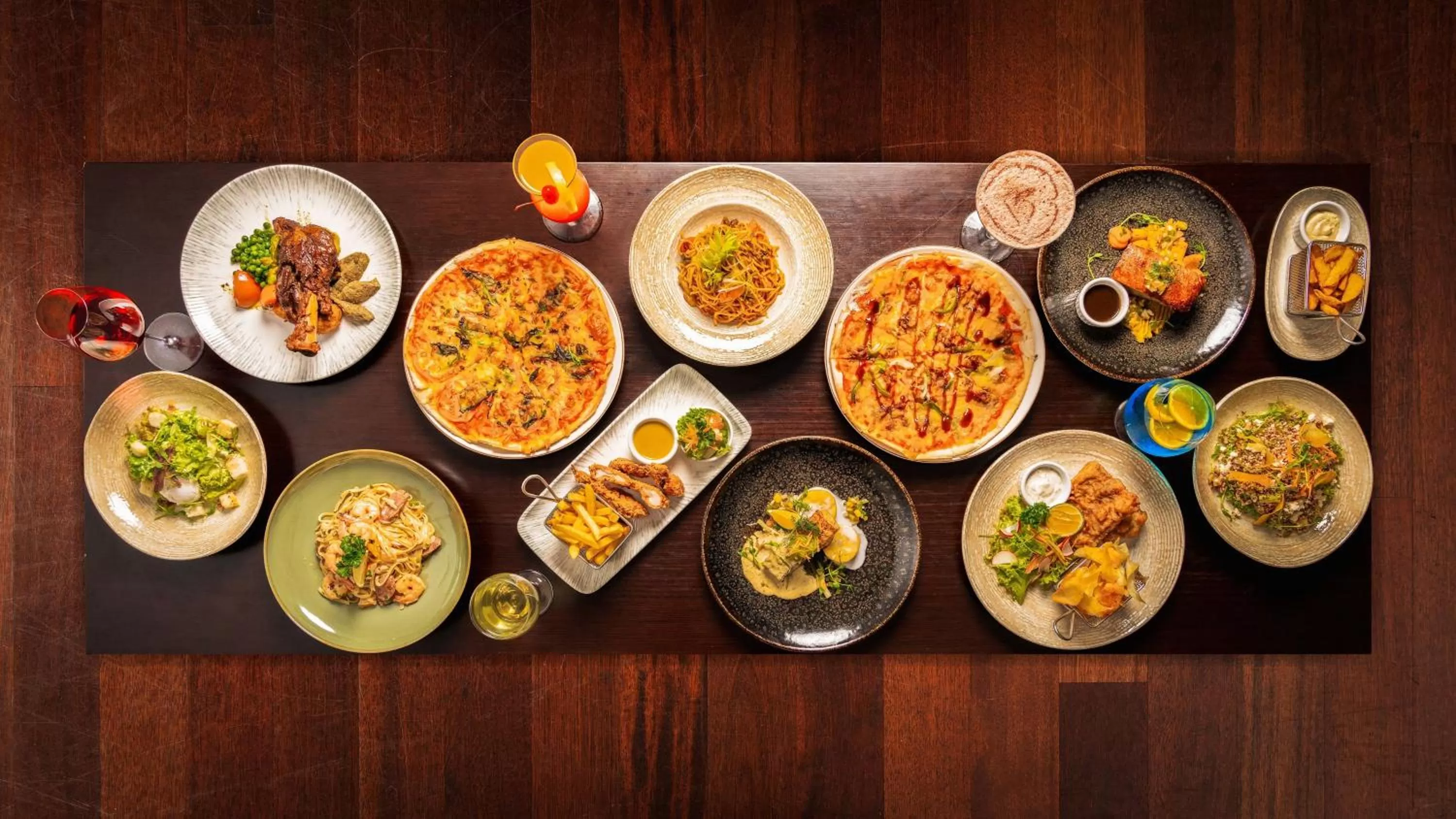 Restaurant/places to eat in Grand Pacific Hotel