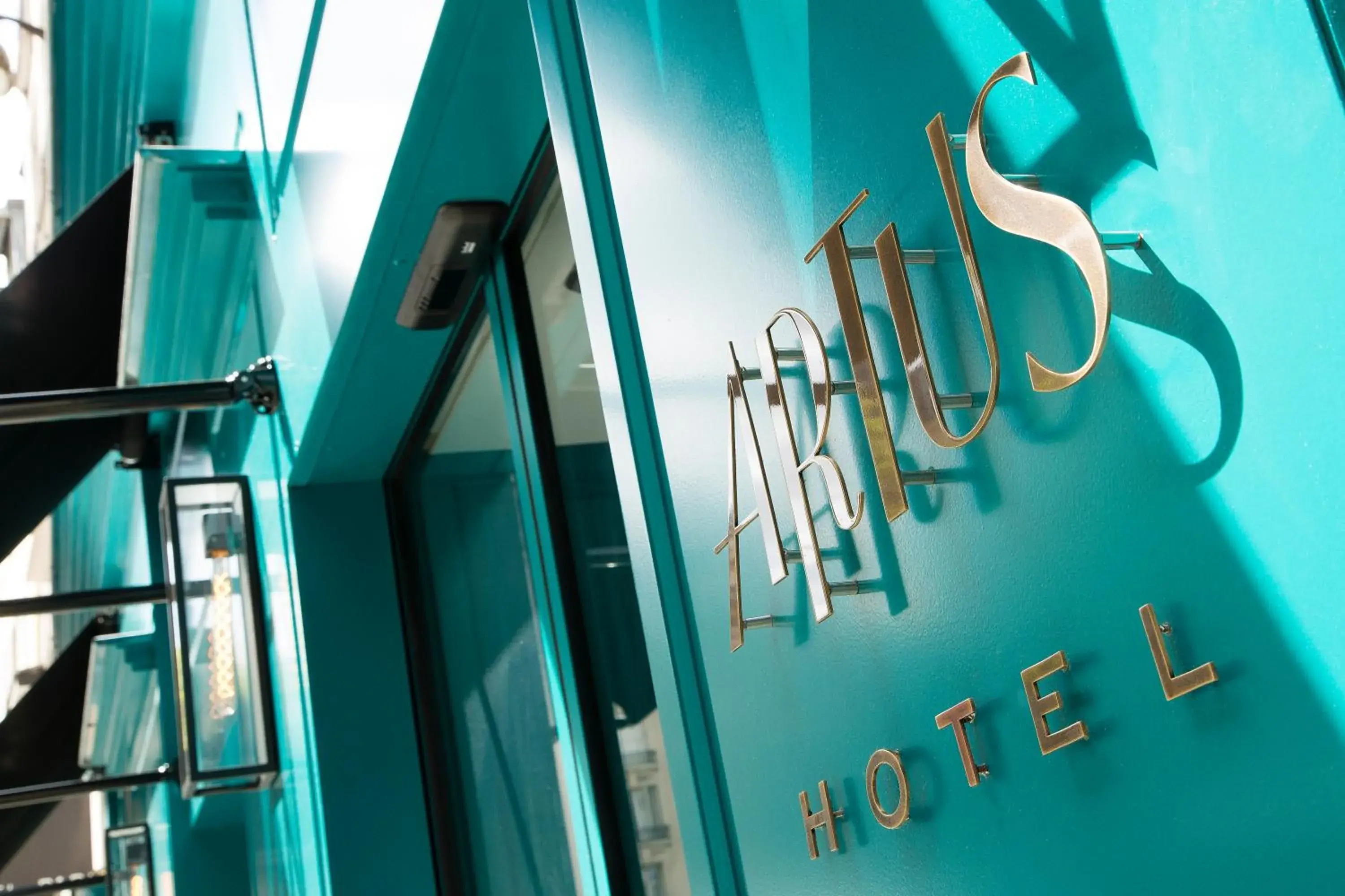 Facade/entrance, Property Logo/Sign in Artus Hotel