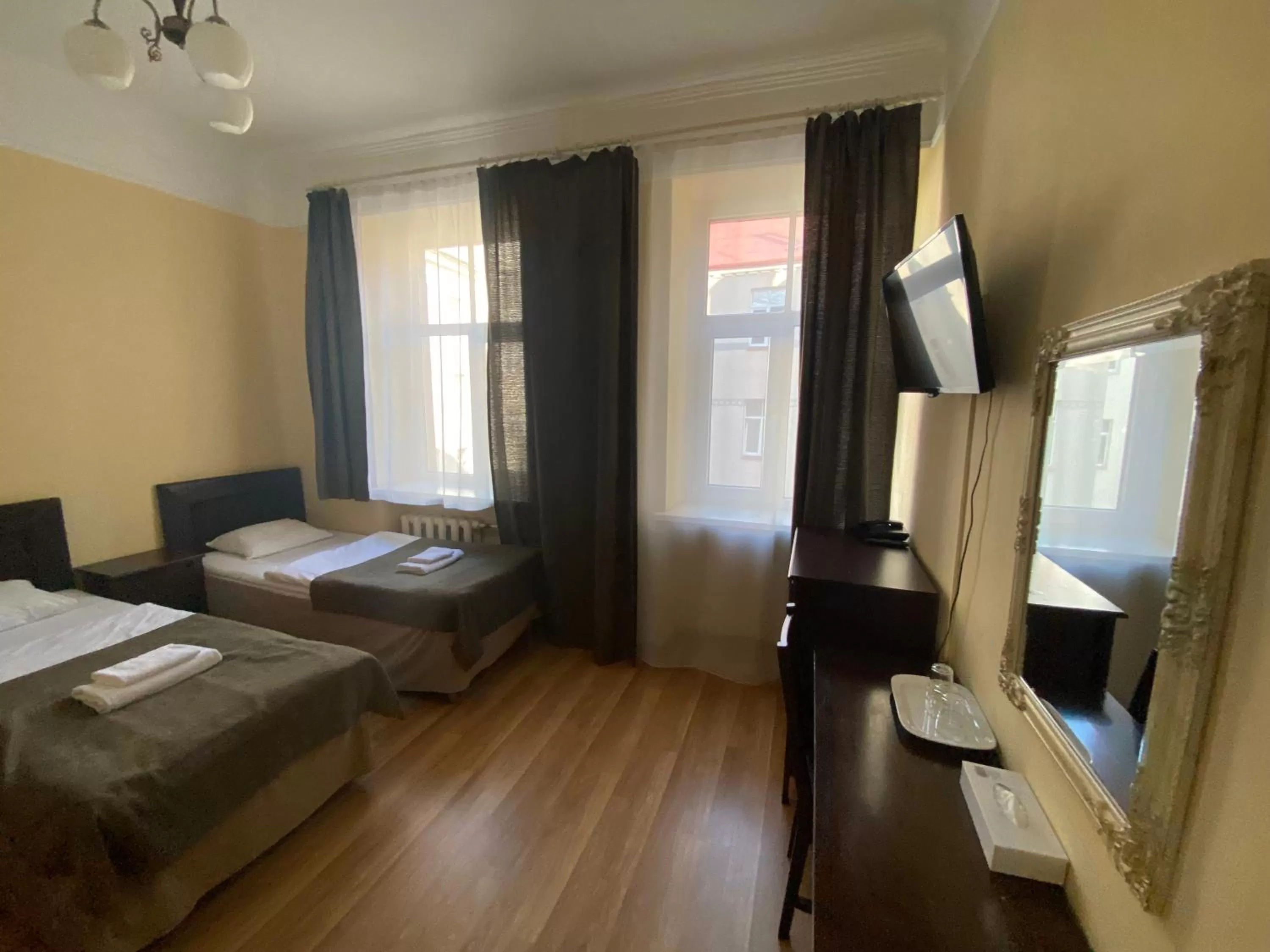 Photo of the whole room, Bed in Viktorija