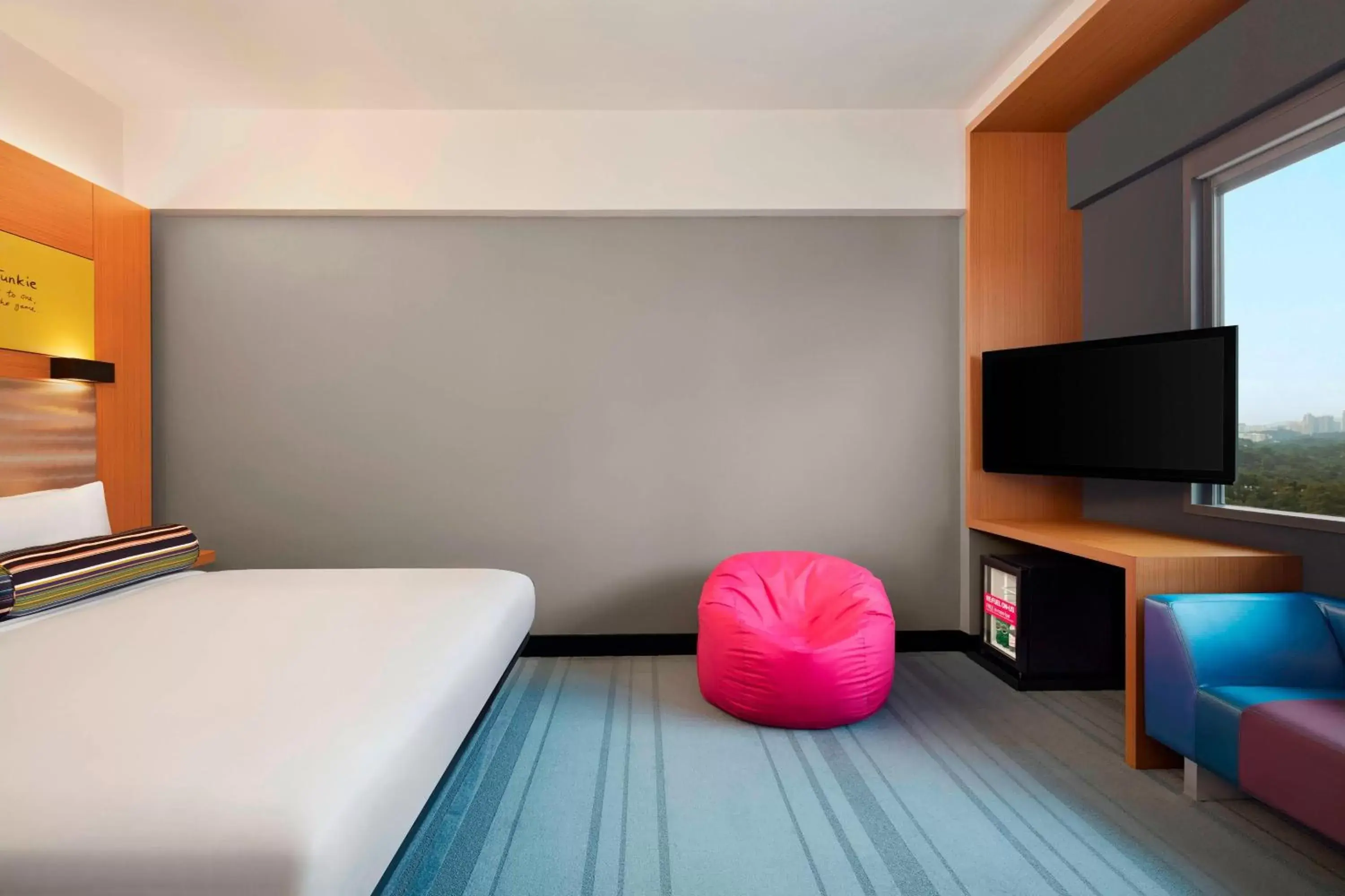 Photo of the whole room, Bed in Aloft Kuala Lumpur Sentral