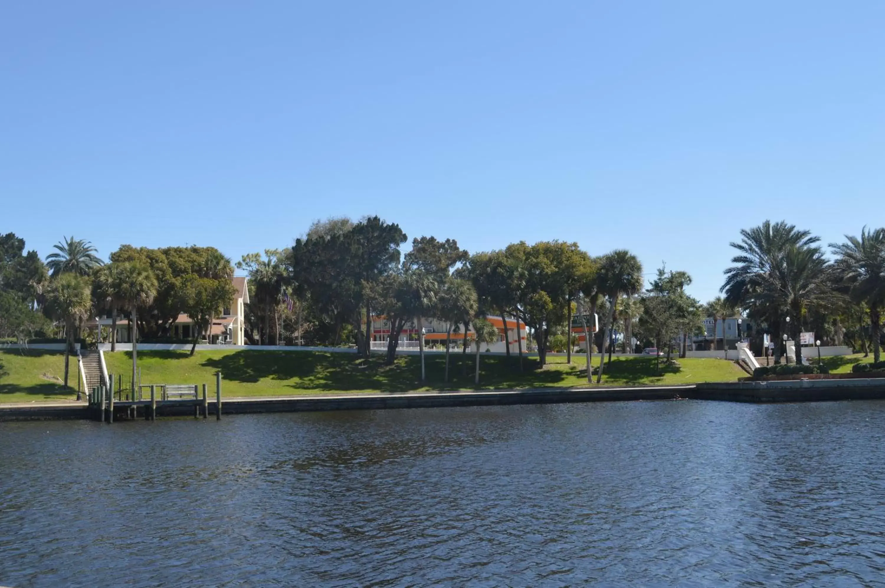 Natural landscape in Tarpon Inn