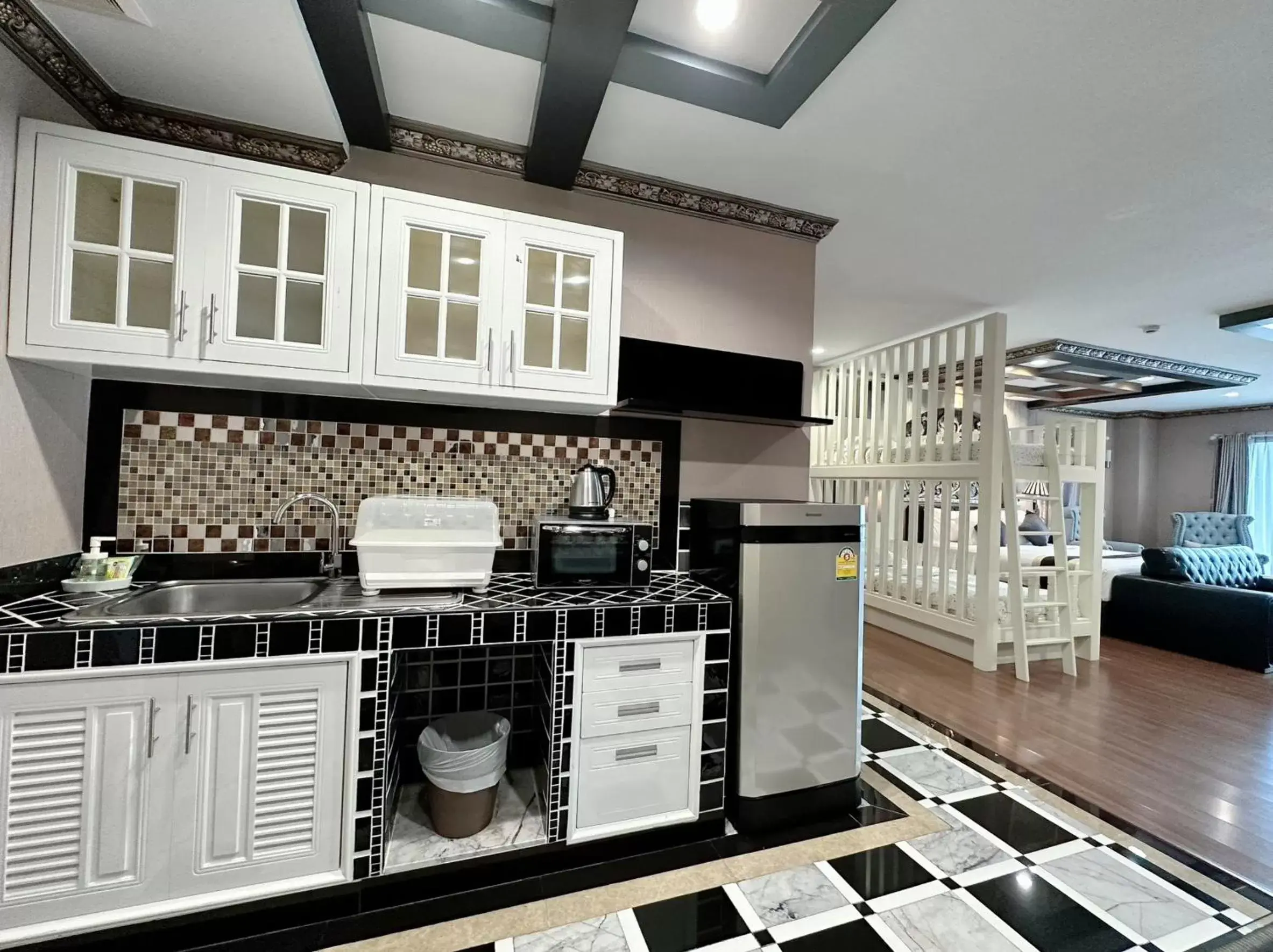 Kitchen or kitchenette in KTK Pattaya Hotel & Residence