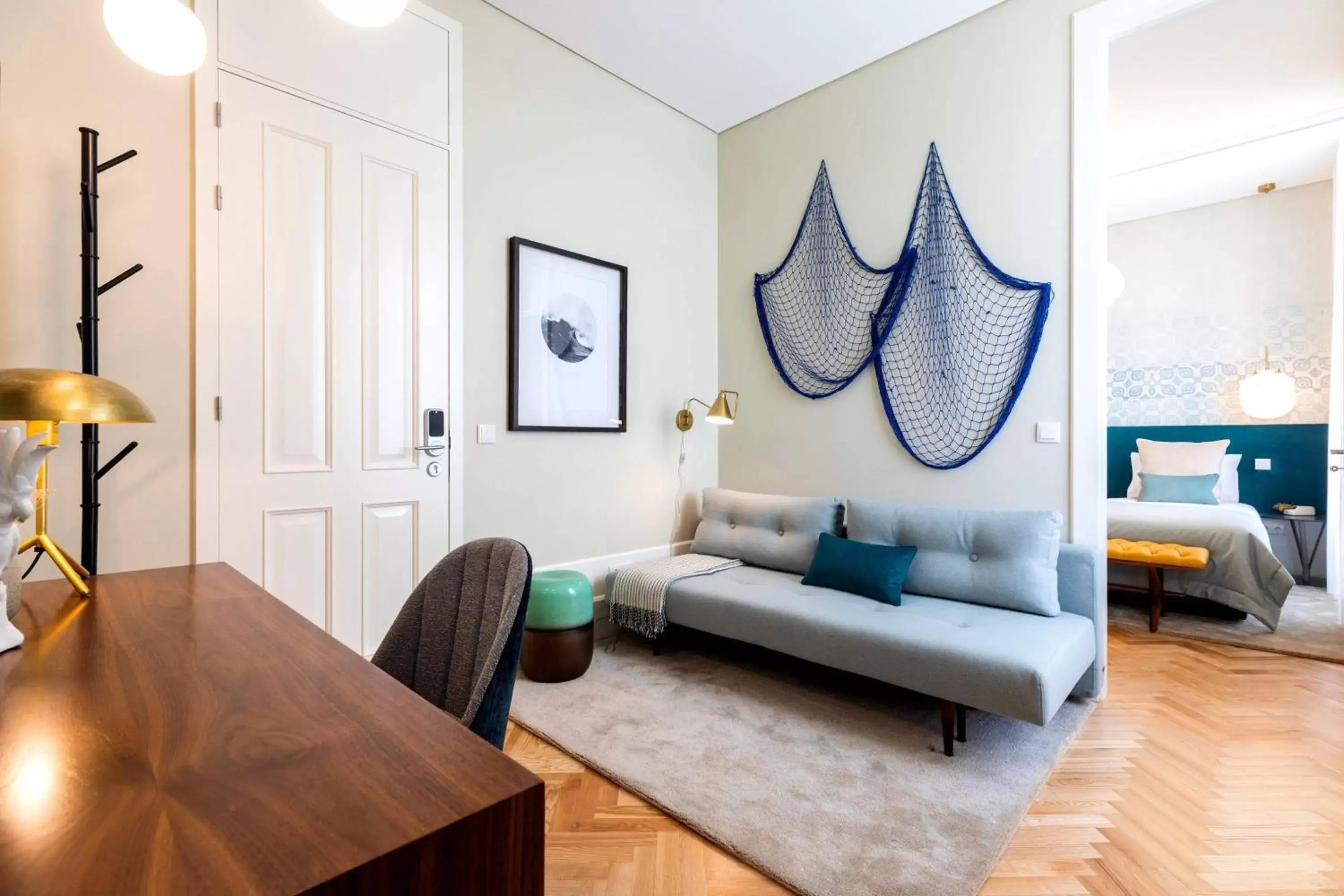 Living room, Seating Area in Harbour Inn Design Townhouse