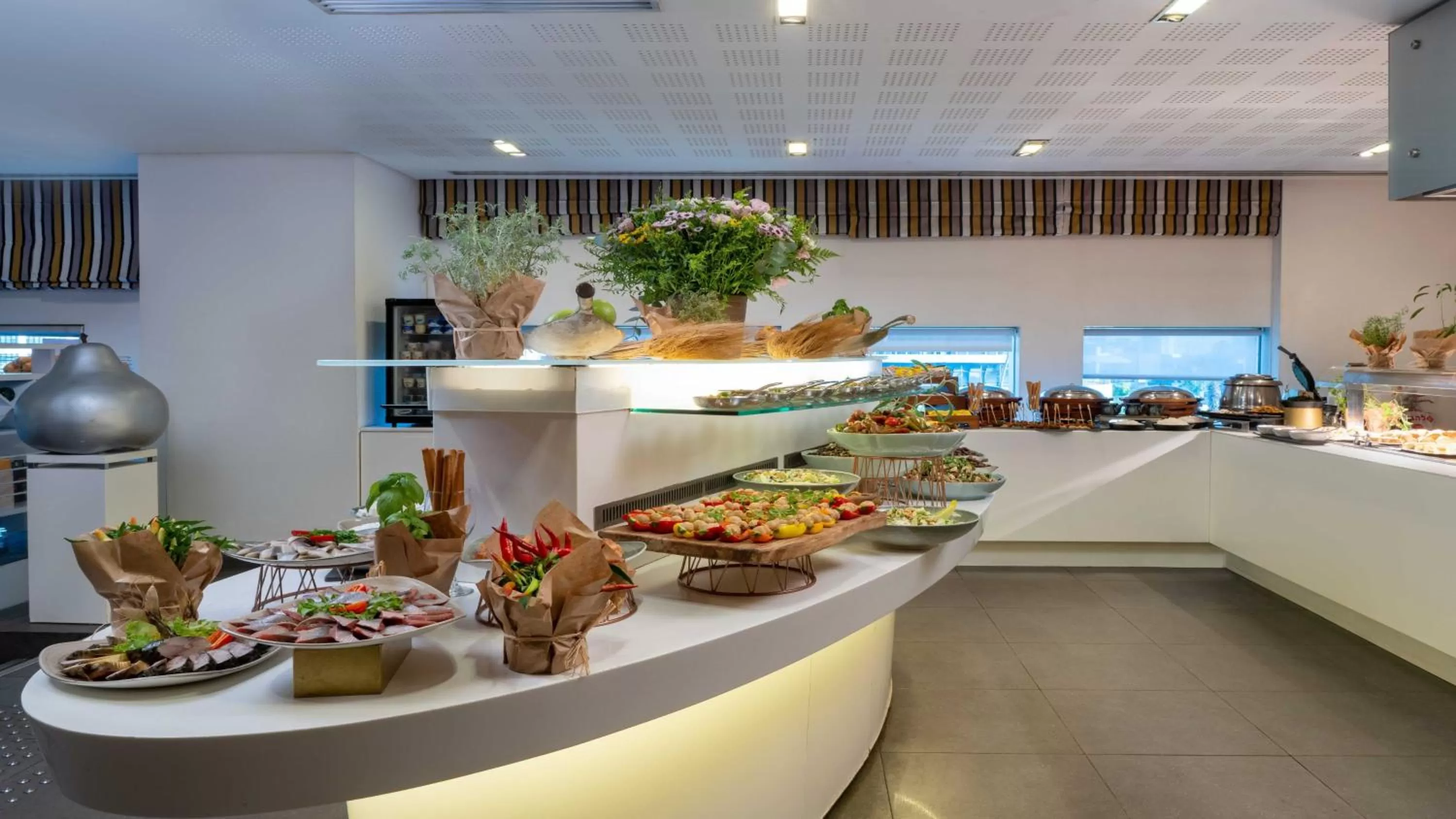 Breakfast in Crowne Plaza Tel Aviv City Center by IHG