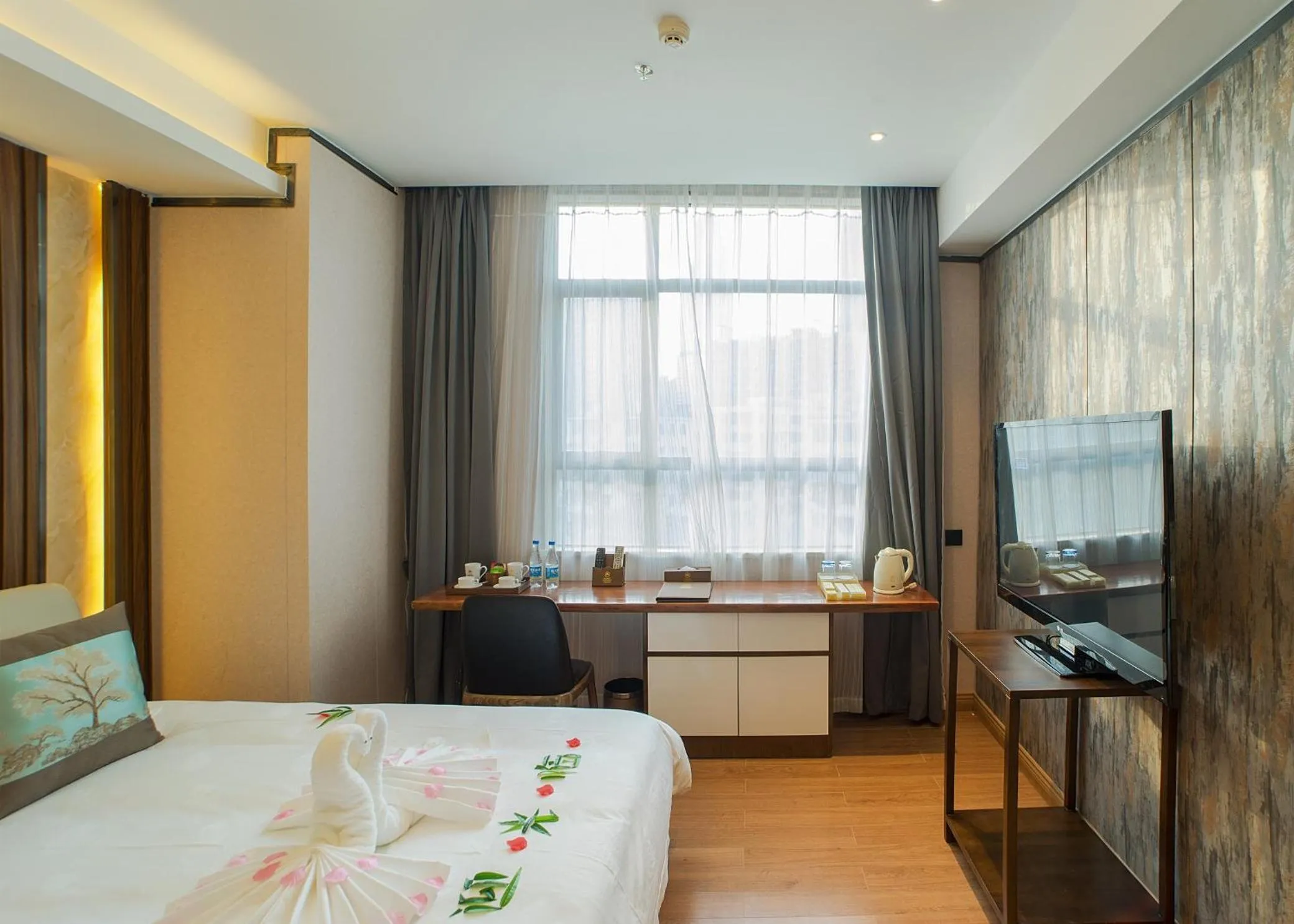 Bedroom in Guangzhou Nuomo International Hotel-Canton Fair Free Shuttle Bus