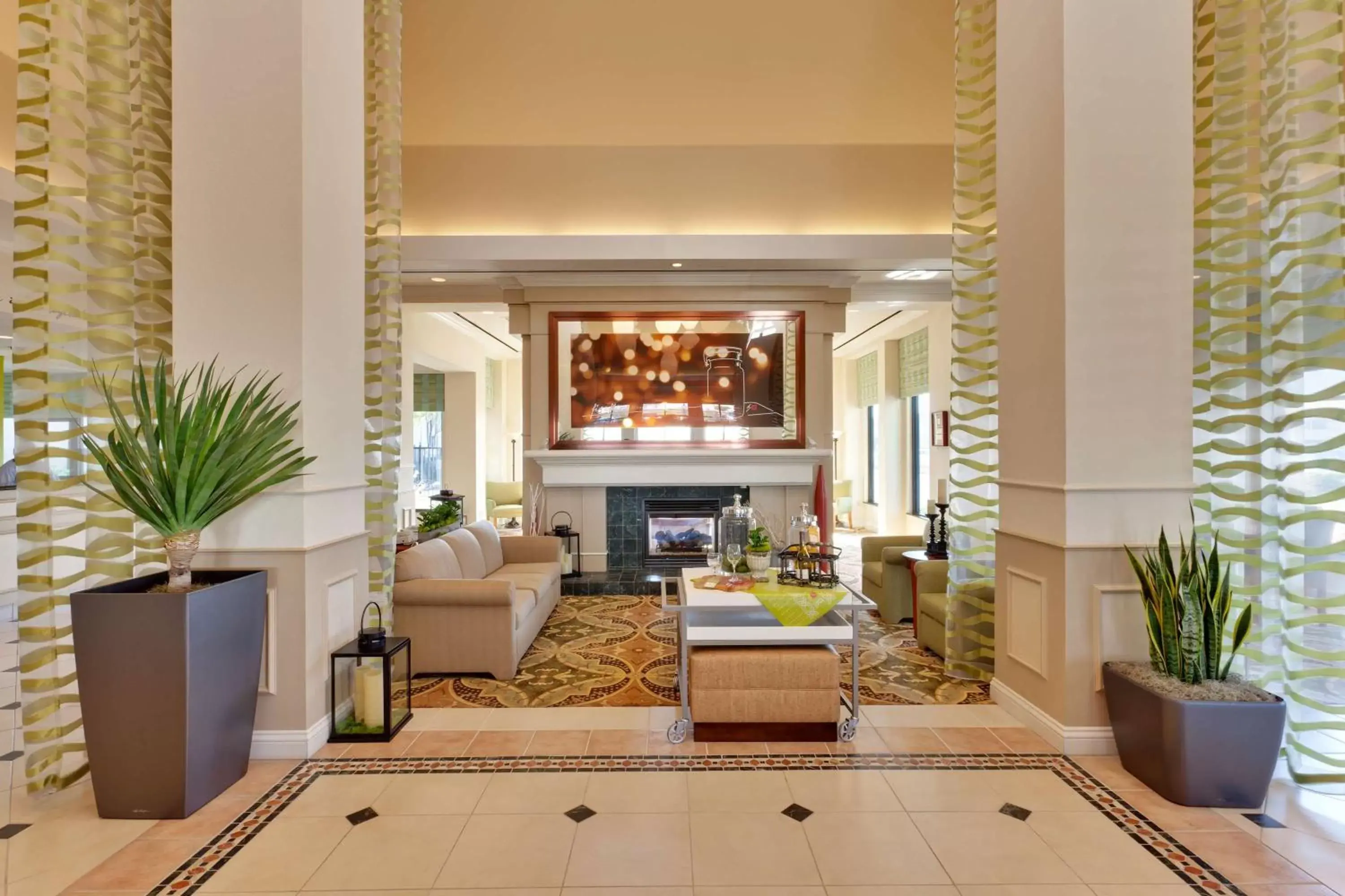 Lobby or reception, Restaurant/Places to Eat in Hilton Garden Inn Sacramento Elk Grove