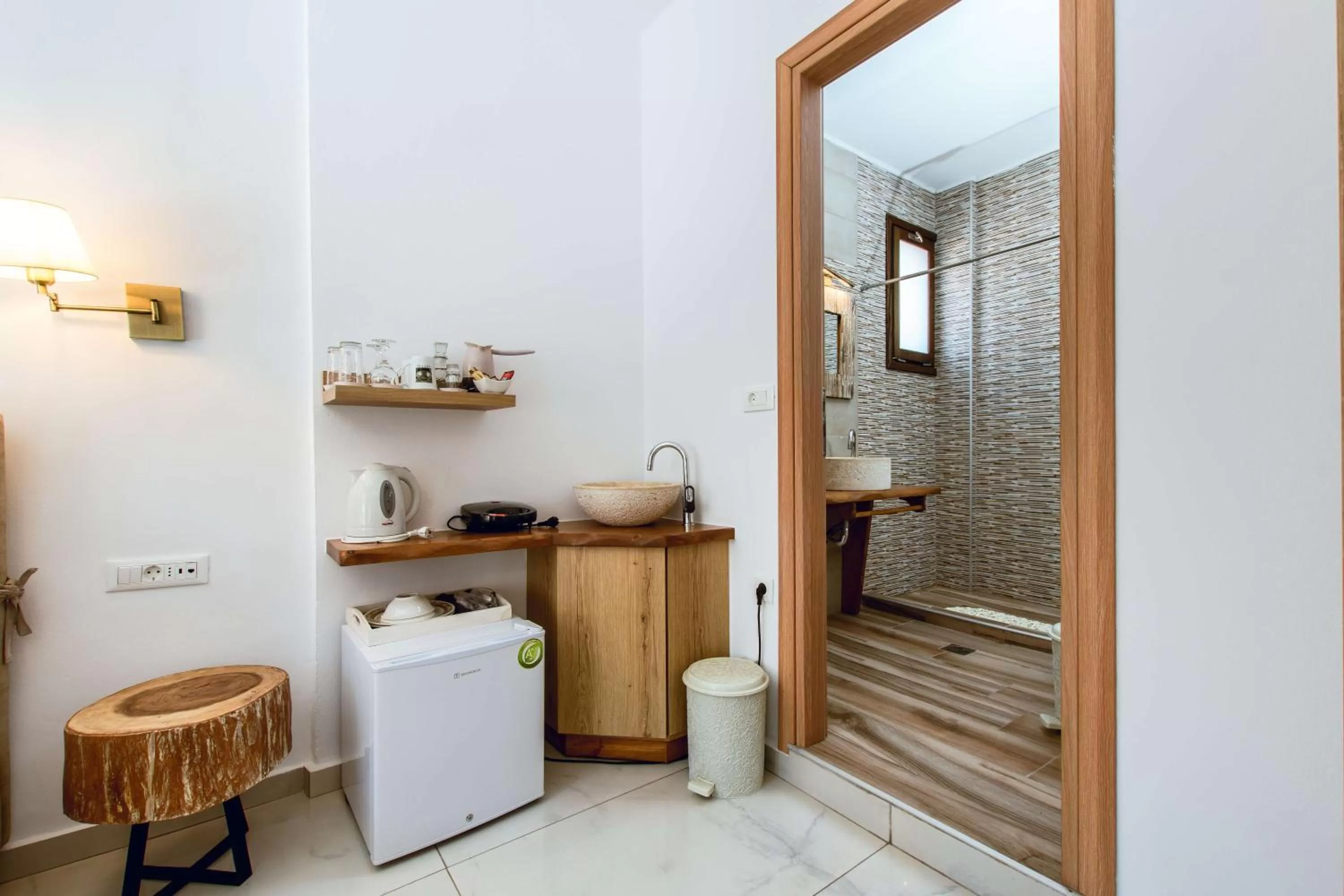 Bathroom in Deluxe Suites