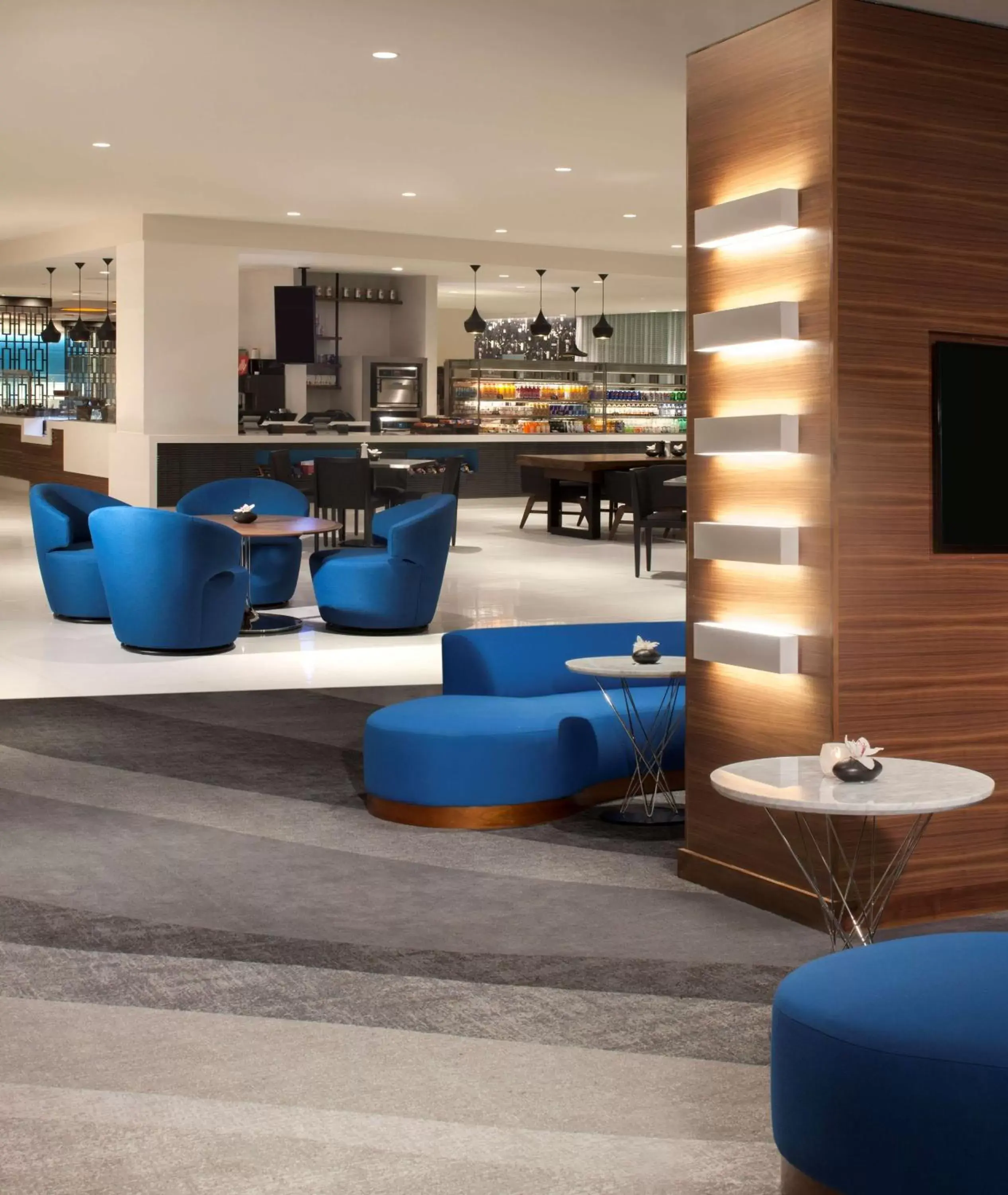 Lobby or reception, Lounge/Bar in Hyatt Regency Los Angeles International Airport
