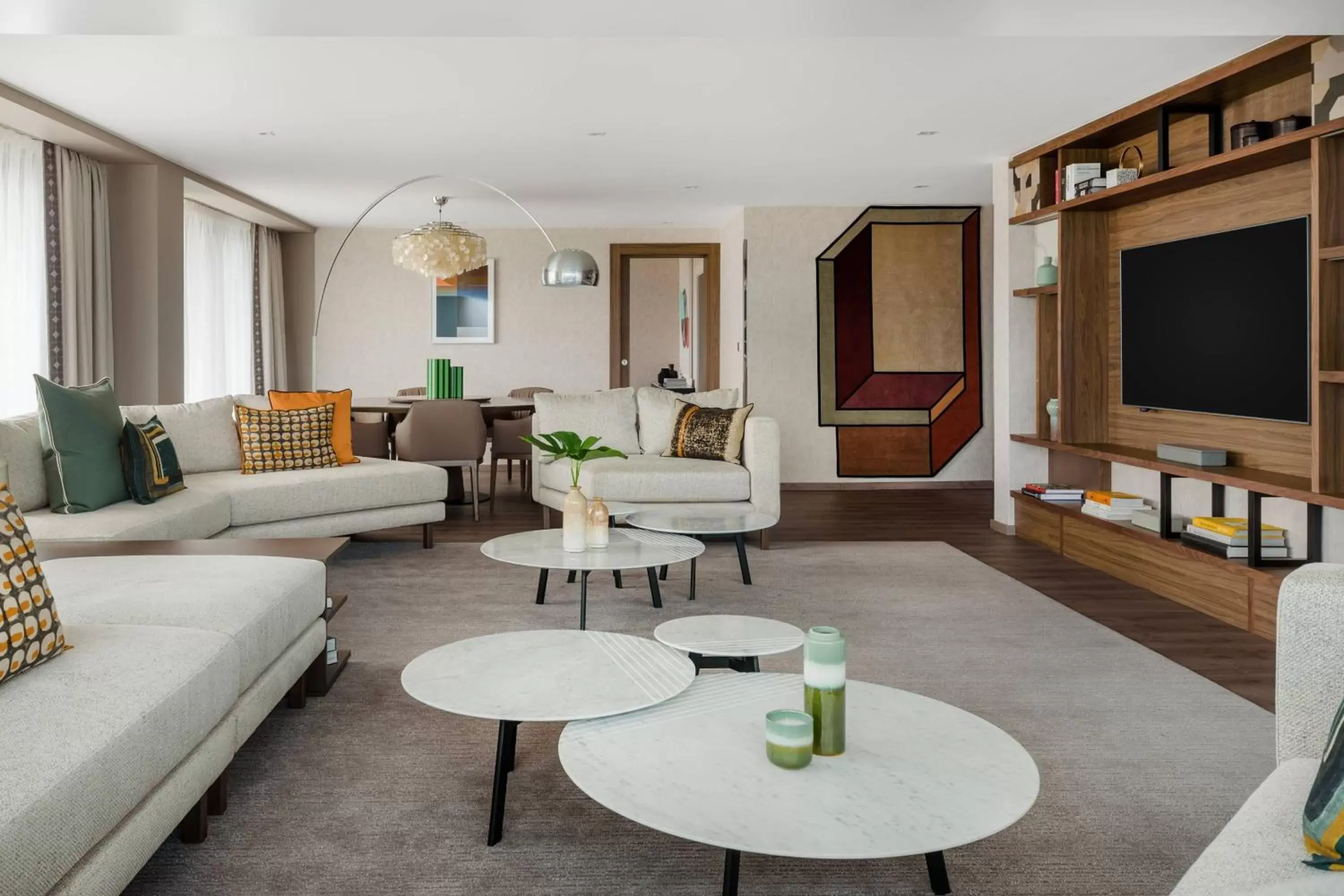 Living room, Seating Area in Budapest Marriott Hotel