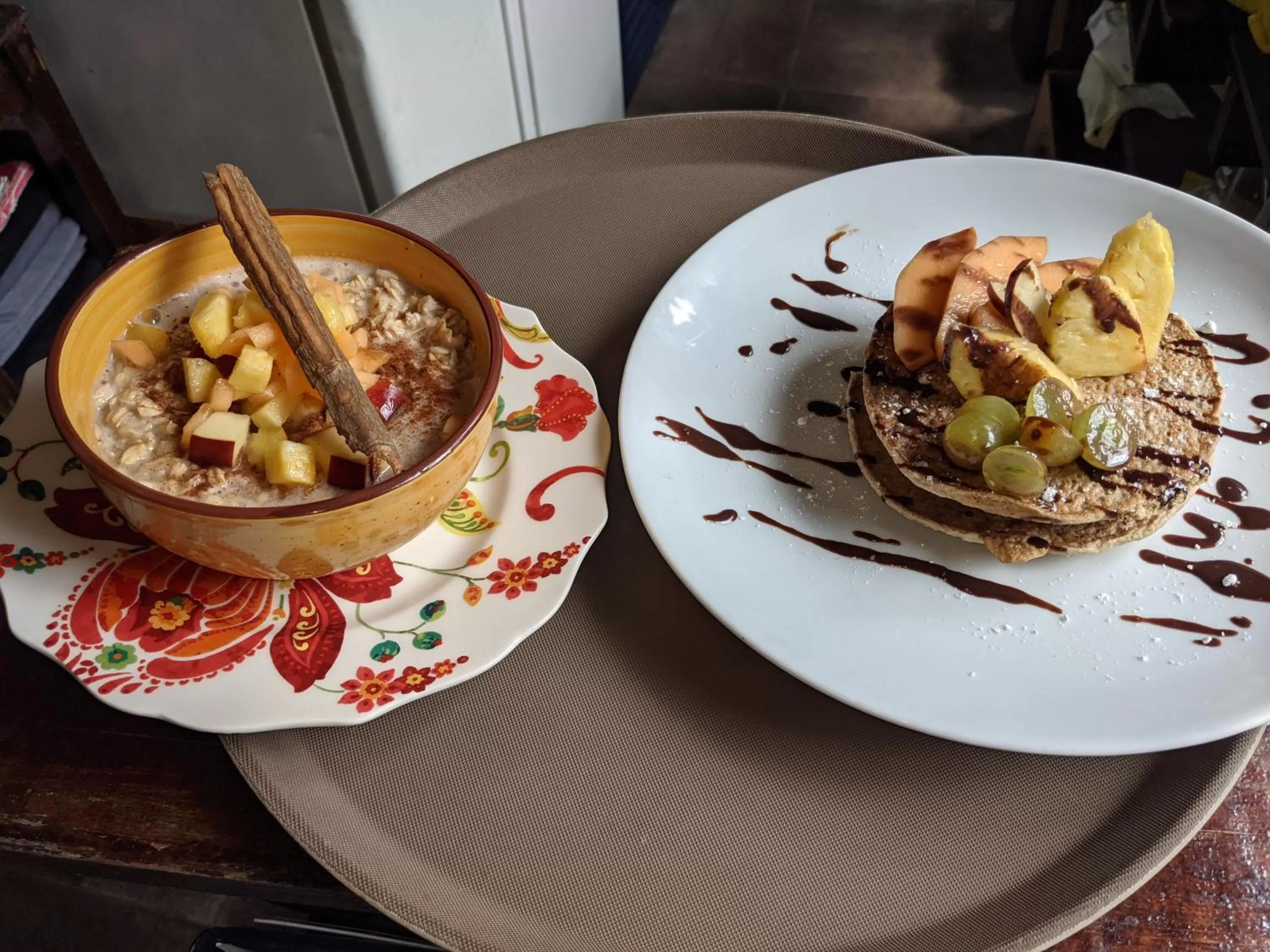 Restaurant/places to eat in Casa Aluxes Hotel