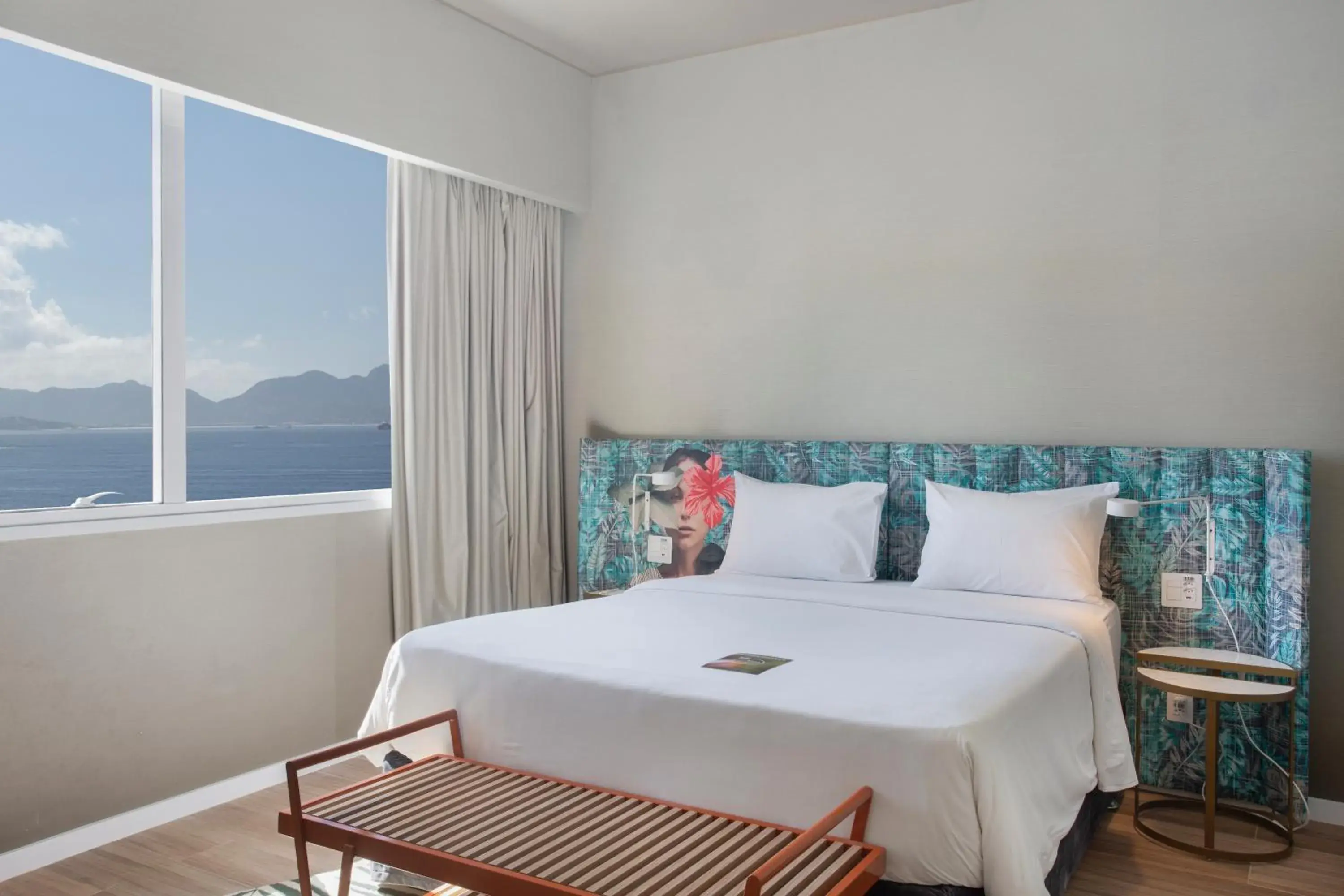 Photo of the whole room, Mountain View in Mercure Rio Boutique Hotel Copacabana