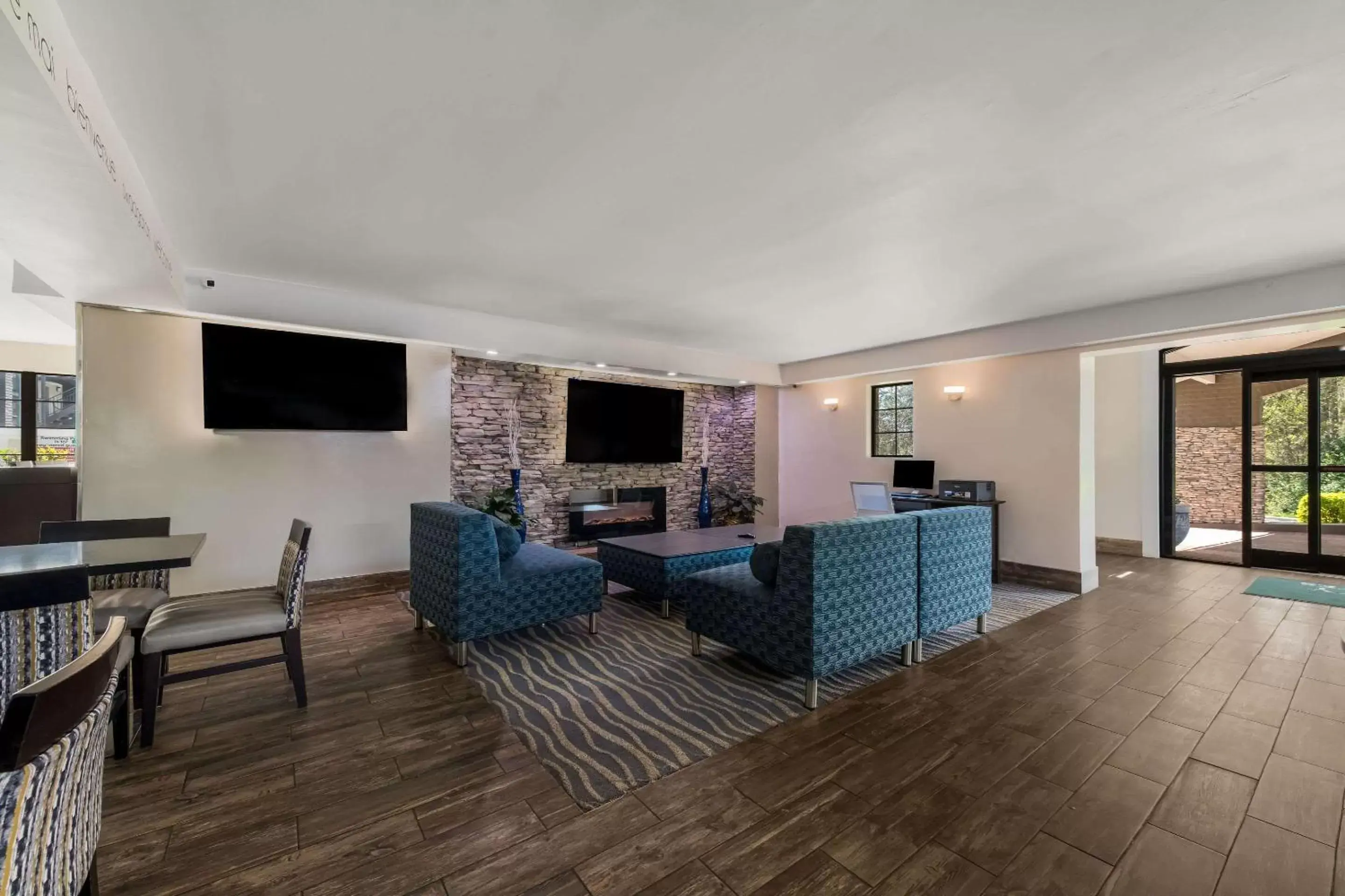 Lobby or reception in Quality Inn & Suites Charlotte Airport