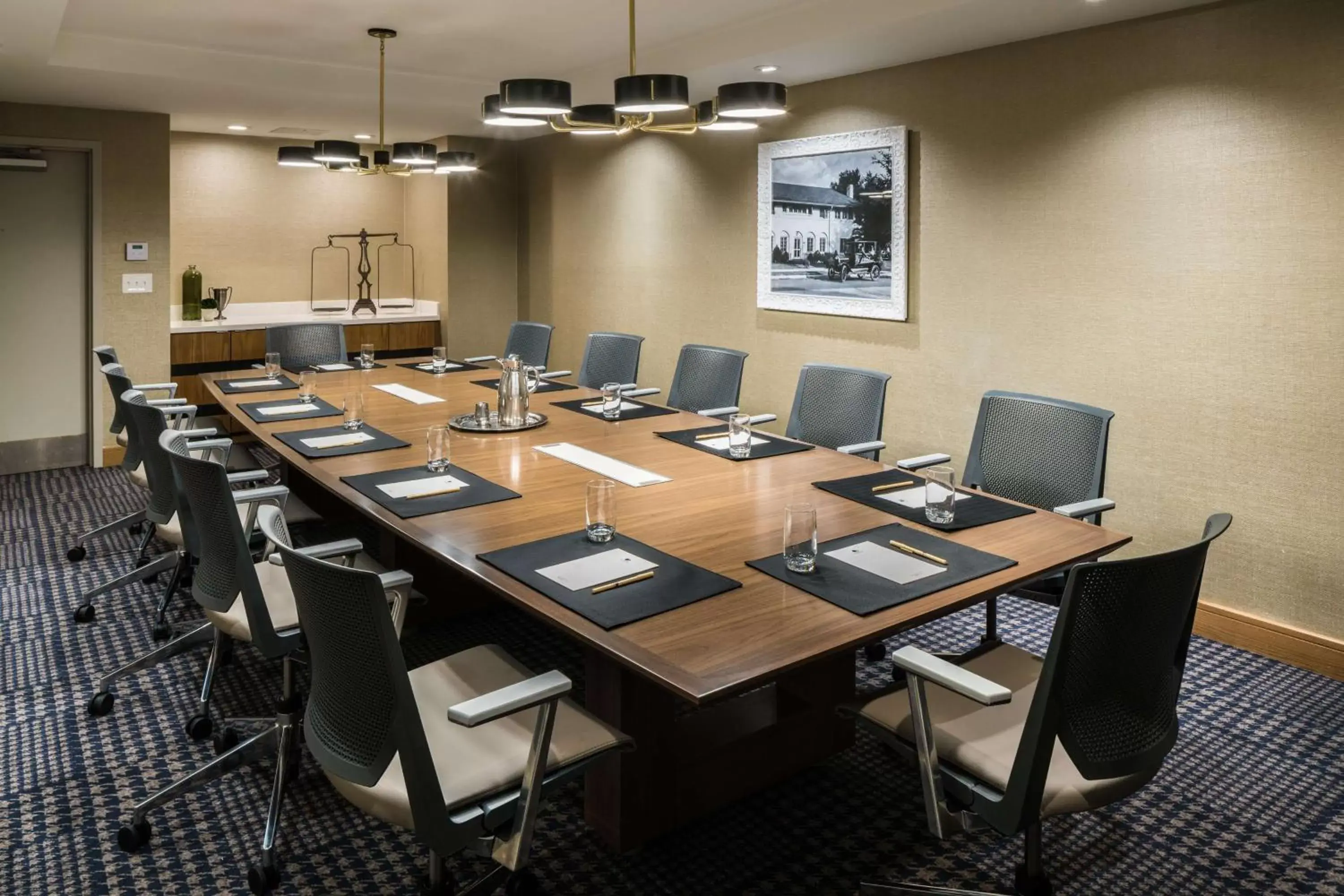 Meeting/conference room in DoubleTree by Hilton Gainesville