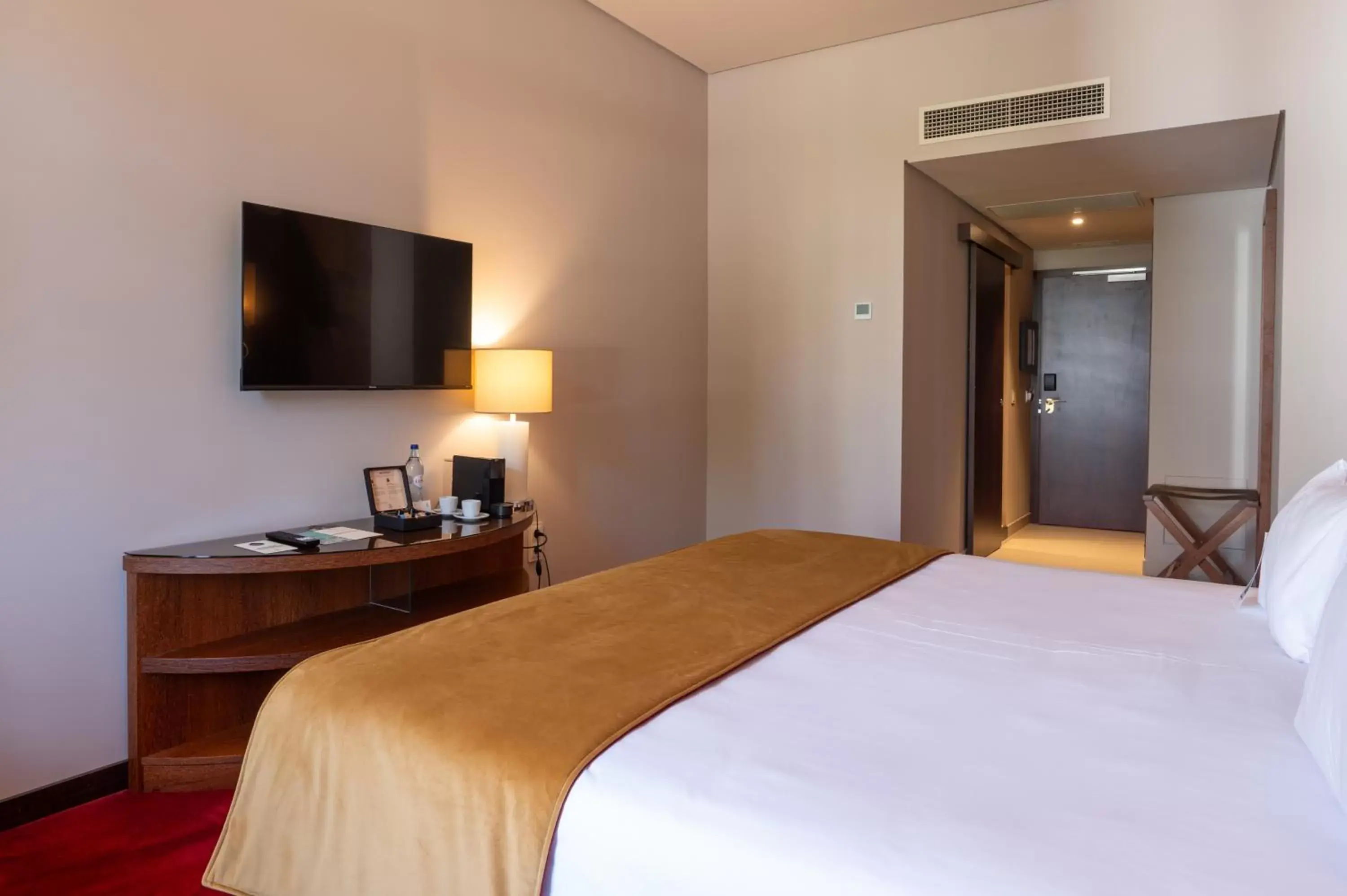 Bed in Vila Gale Collection Tomar Bed in Vila Gale Collection Tomar