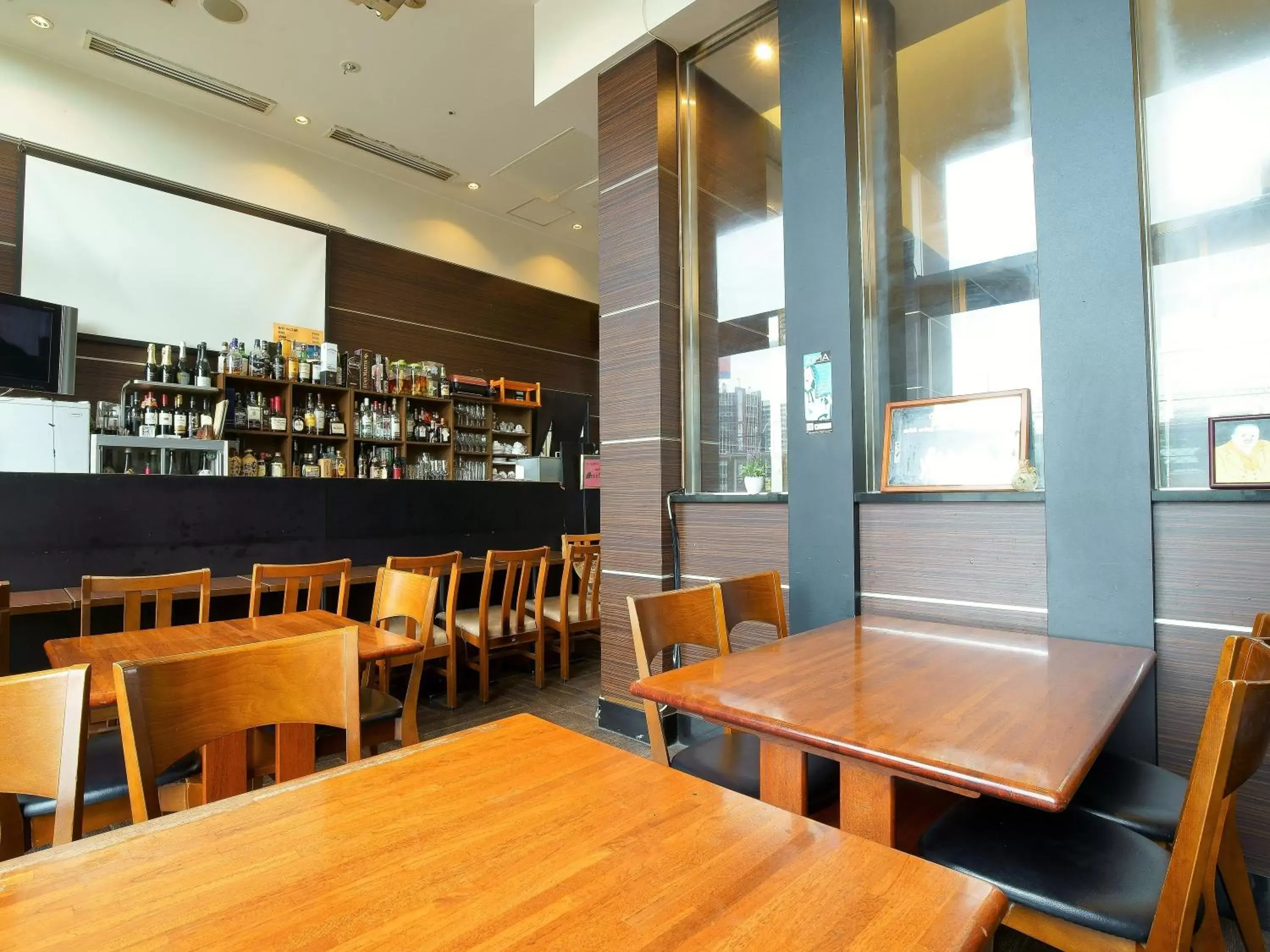 Restaurant/places to eat, Lounge/Bar in APA Hotel Tennoji-Ekimae