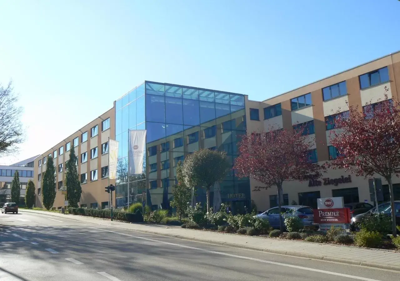 Property building in Best Western Premier Hotel Regensburg Property building in Best Western Premier Hotel Regensburg