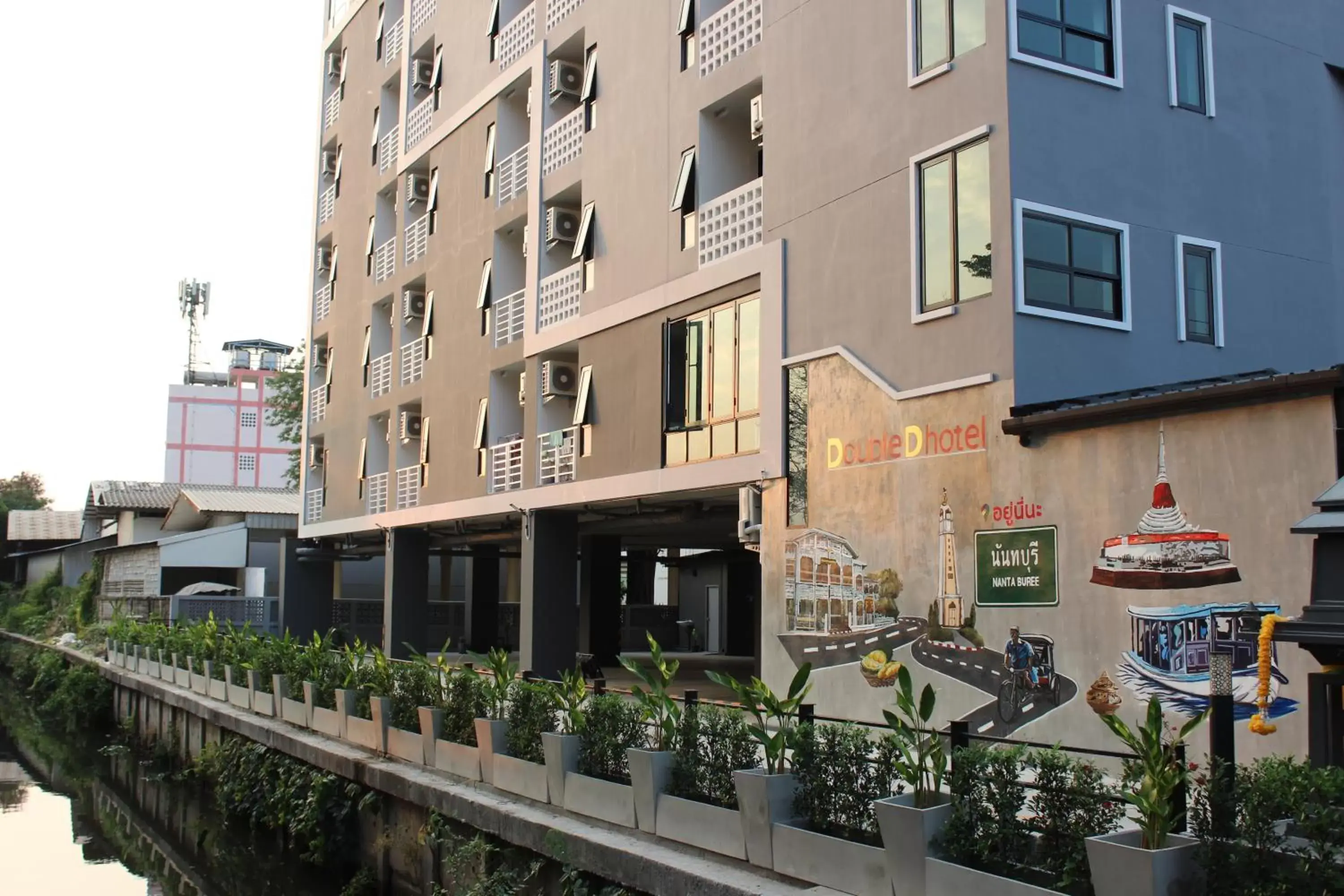 Property building in โรงแรมดับเบิ้ลดี ปากเกร็ด Double D hotel Property building in โรงแรมดับเบิ้ลดี ปากเกร็ด Double D hotel