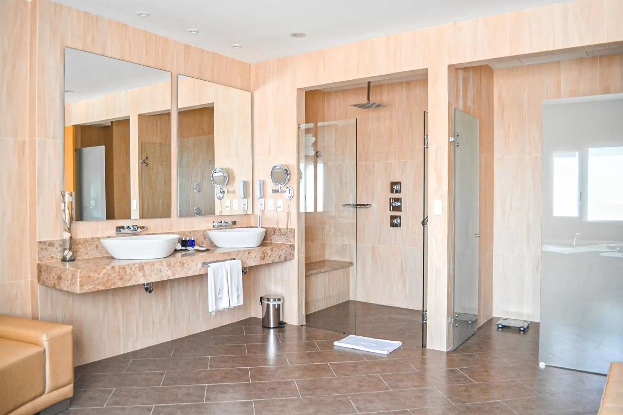 Bathroom in Hotel Dann Carlton Barranquilla y Centro de Convenciones