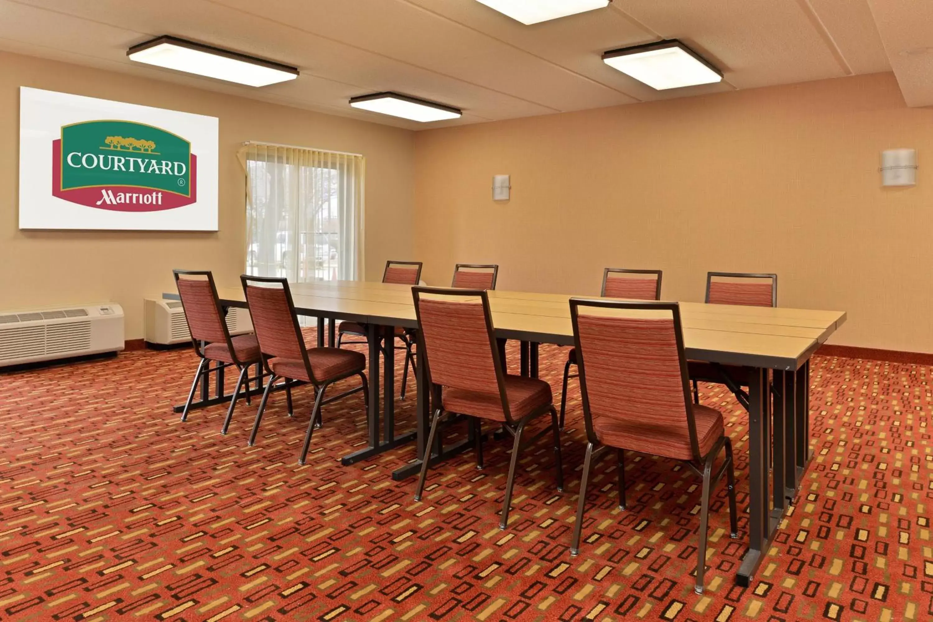Meeting/conference room in Courtyard by Marriott Dallas Northwest