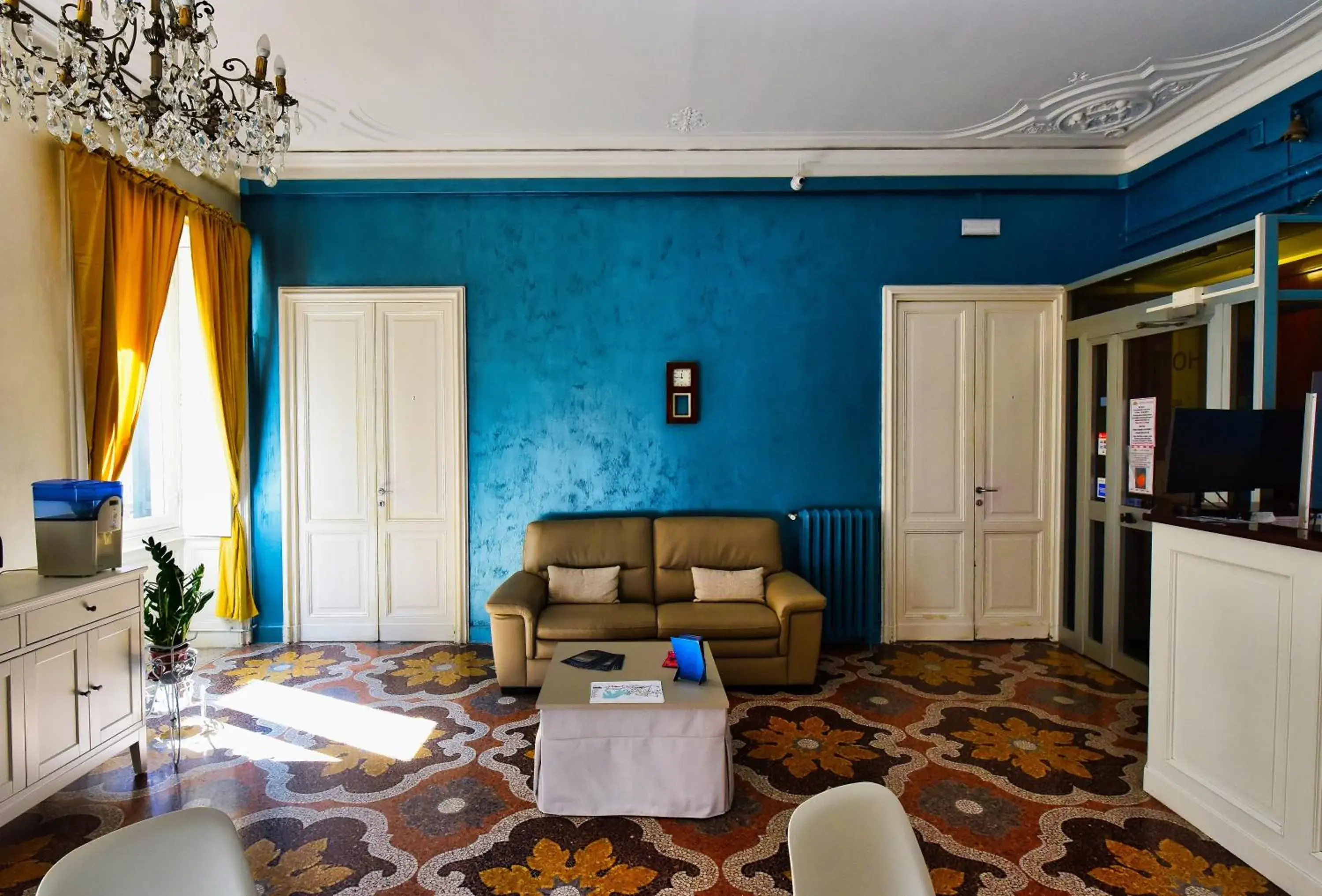 Seating Area in Hotel Suisse