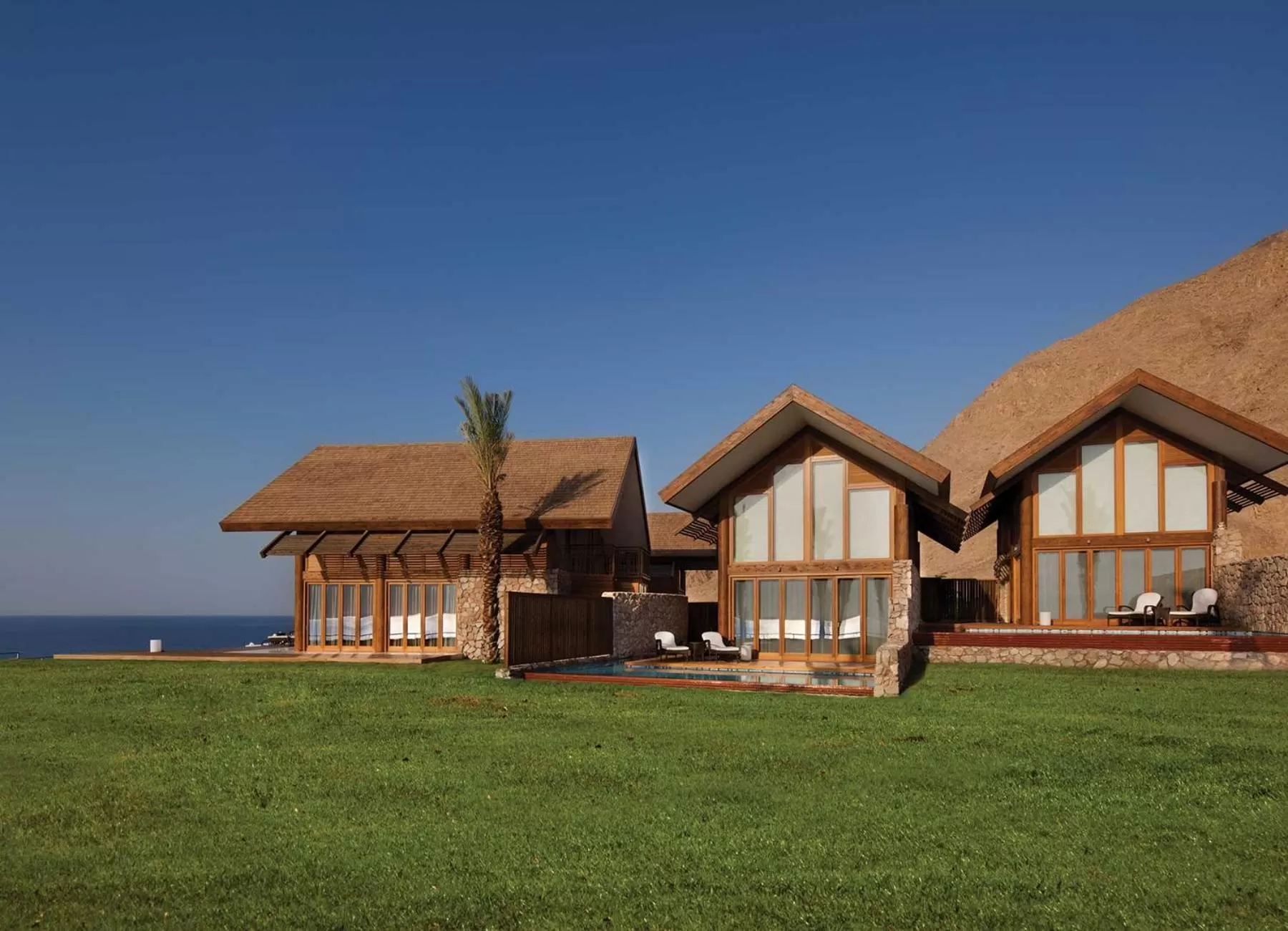 Property building in Herbert Samuel Royal Shangri-La Eilat