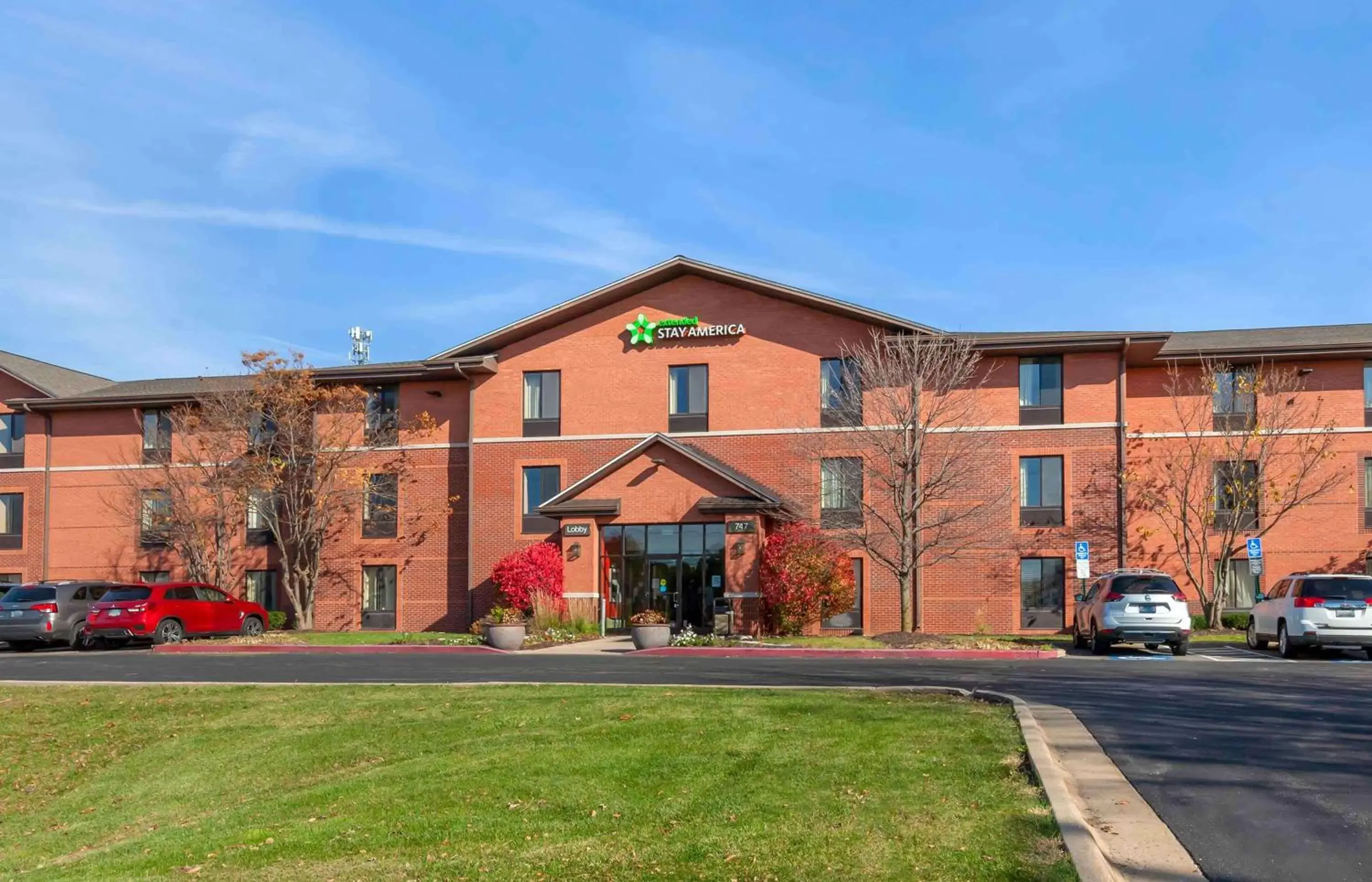 Property Building in Extended Stay America Suites - Rockford - State Street