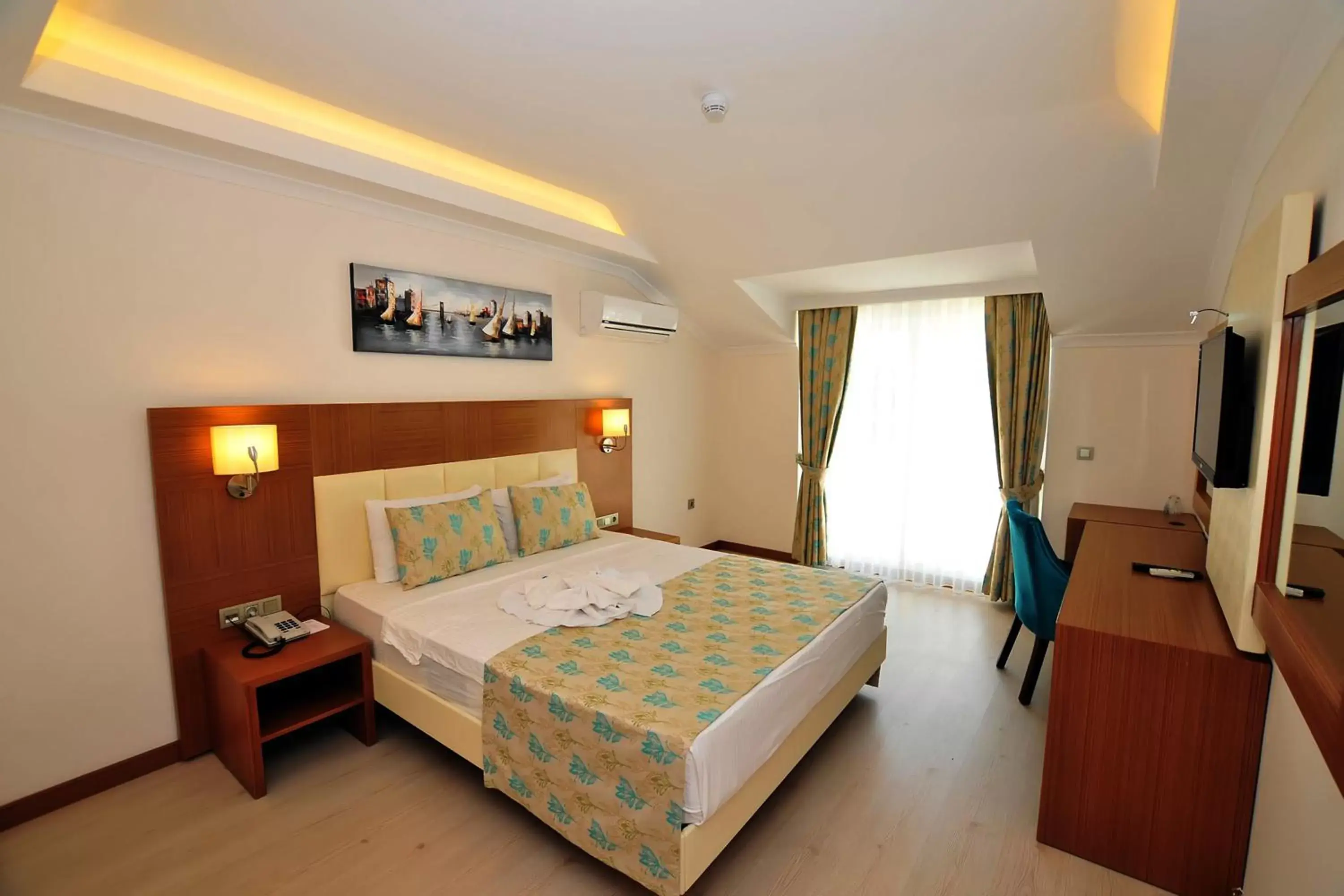 Photo of the whole room in Yeniceri City Hotel