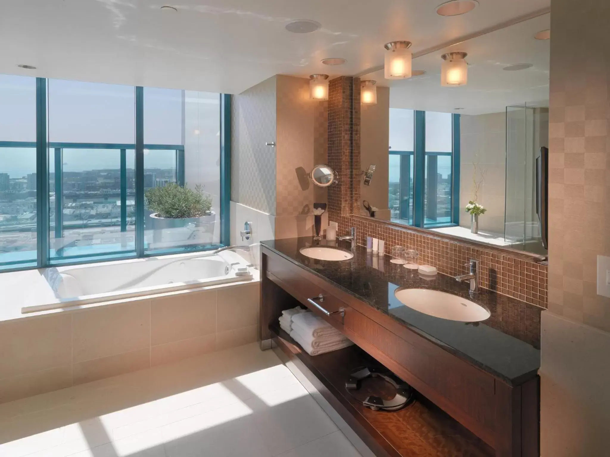 Bathroom in InterContinental San Francisco, an IHG Hotel
