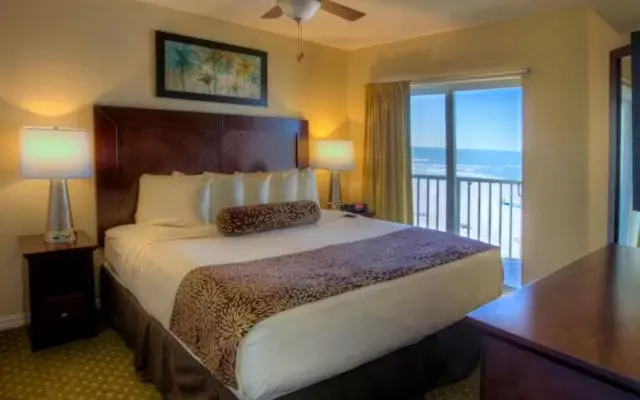 Bedroom, Bed in Sunset Vistas Two Bedroom Beachfront Suites