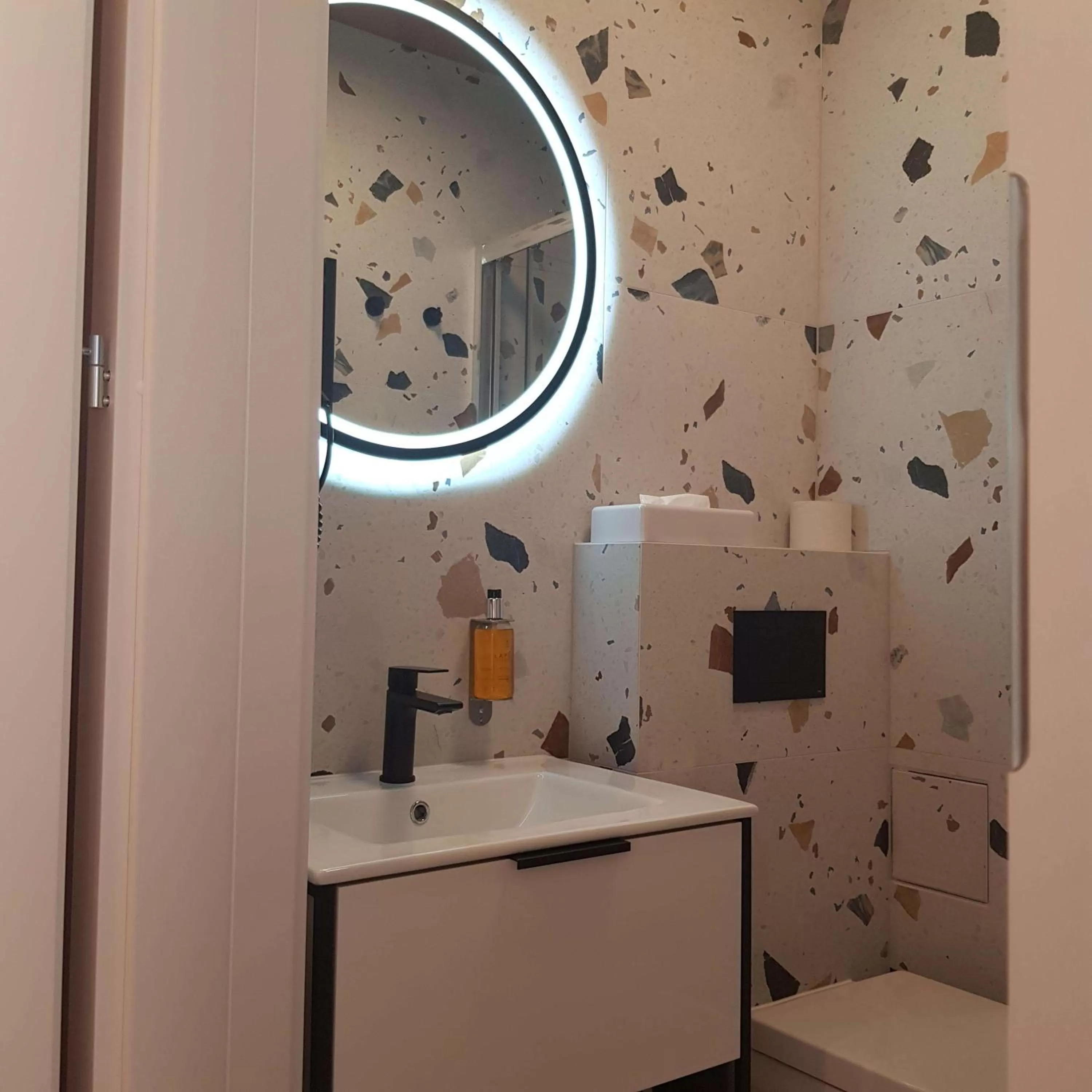 Bathroom in Best Western Hotel Portos