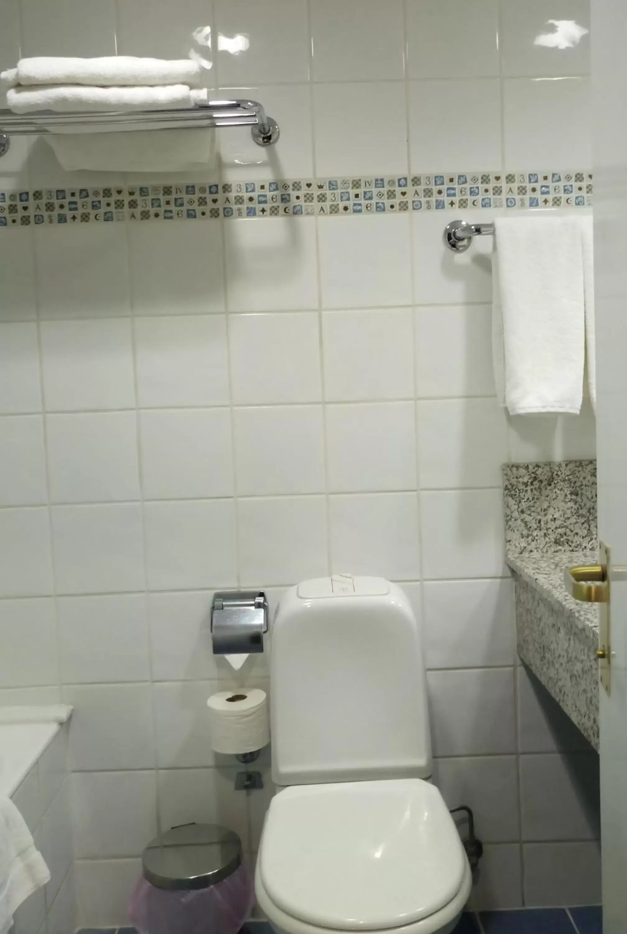 Toilet, Bathroom in Castelli Hotel Nicosia