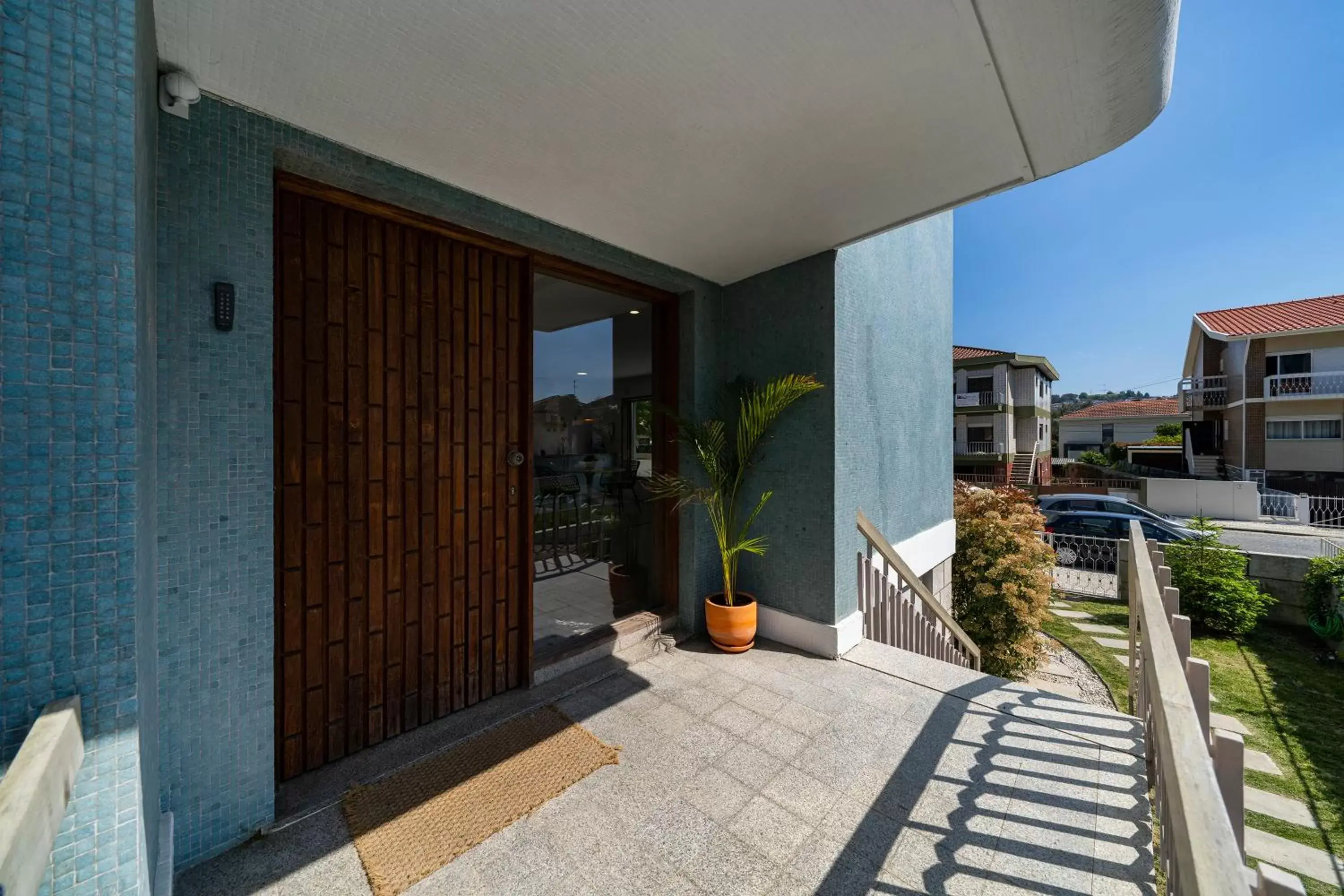 Facade/entrance in Luso Guest House