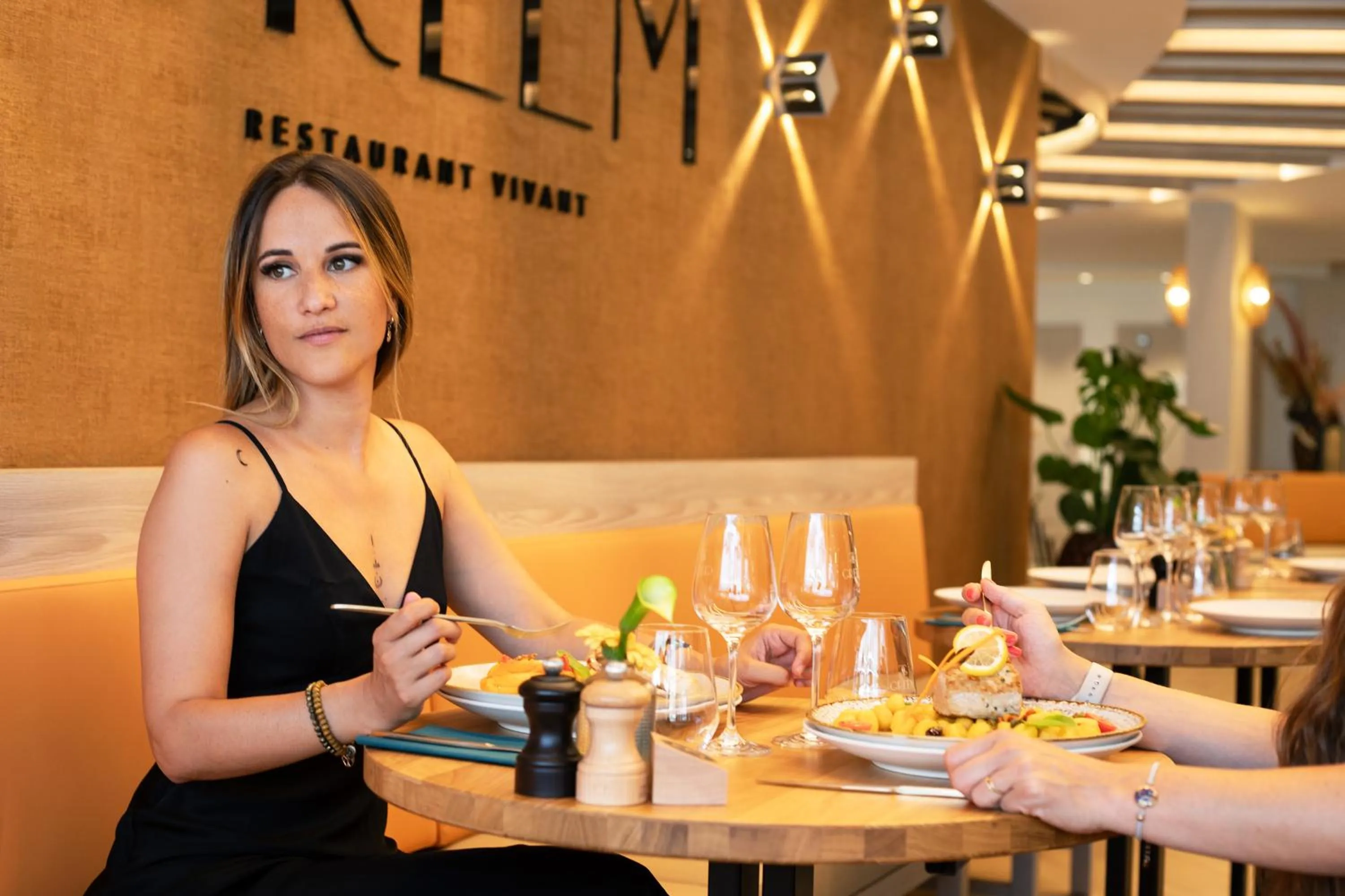 Restaurant/places to eat in Novotel Montpellier