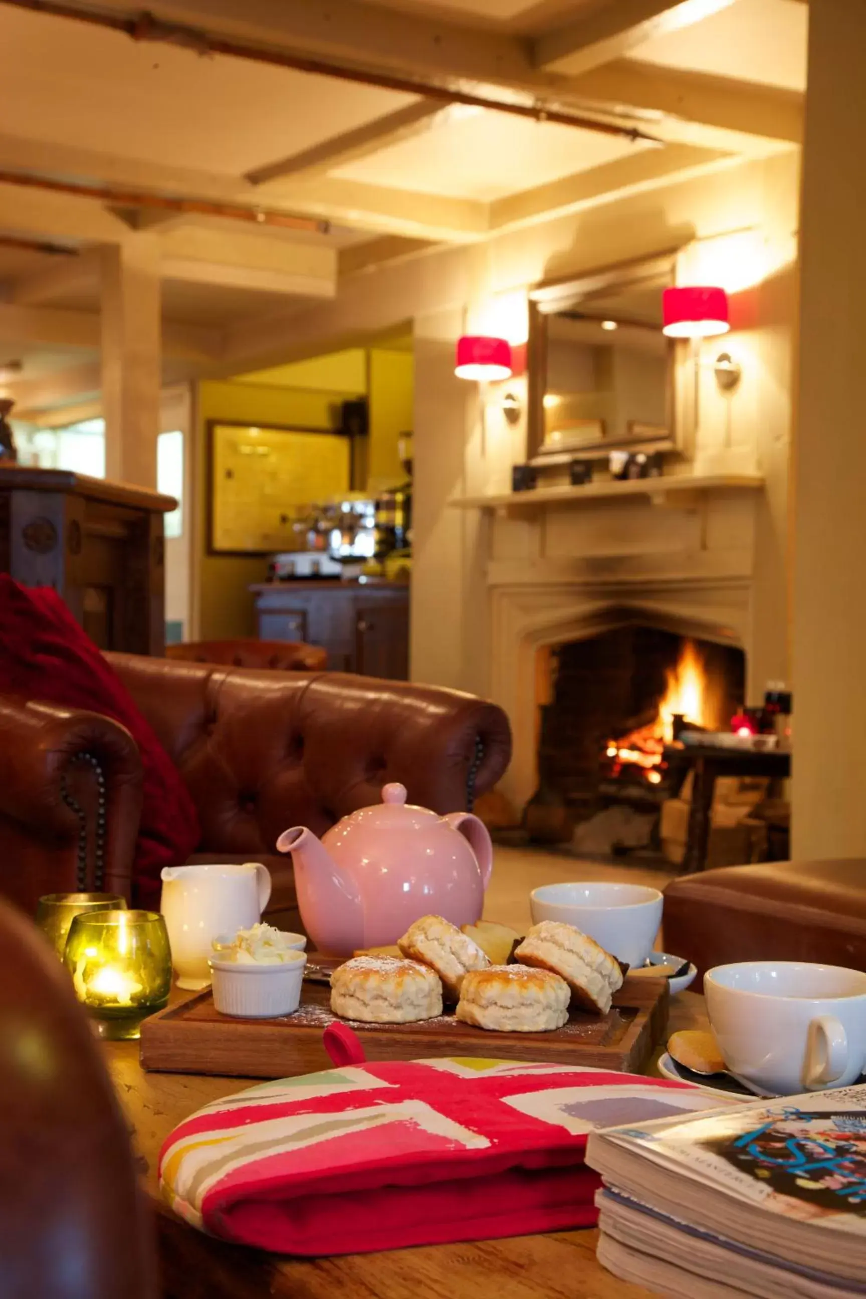 Lounge or bar, Restaurant/Places to Eat in Mercure Thame Lambert Hotel