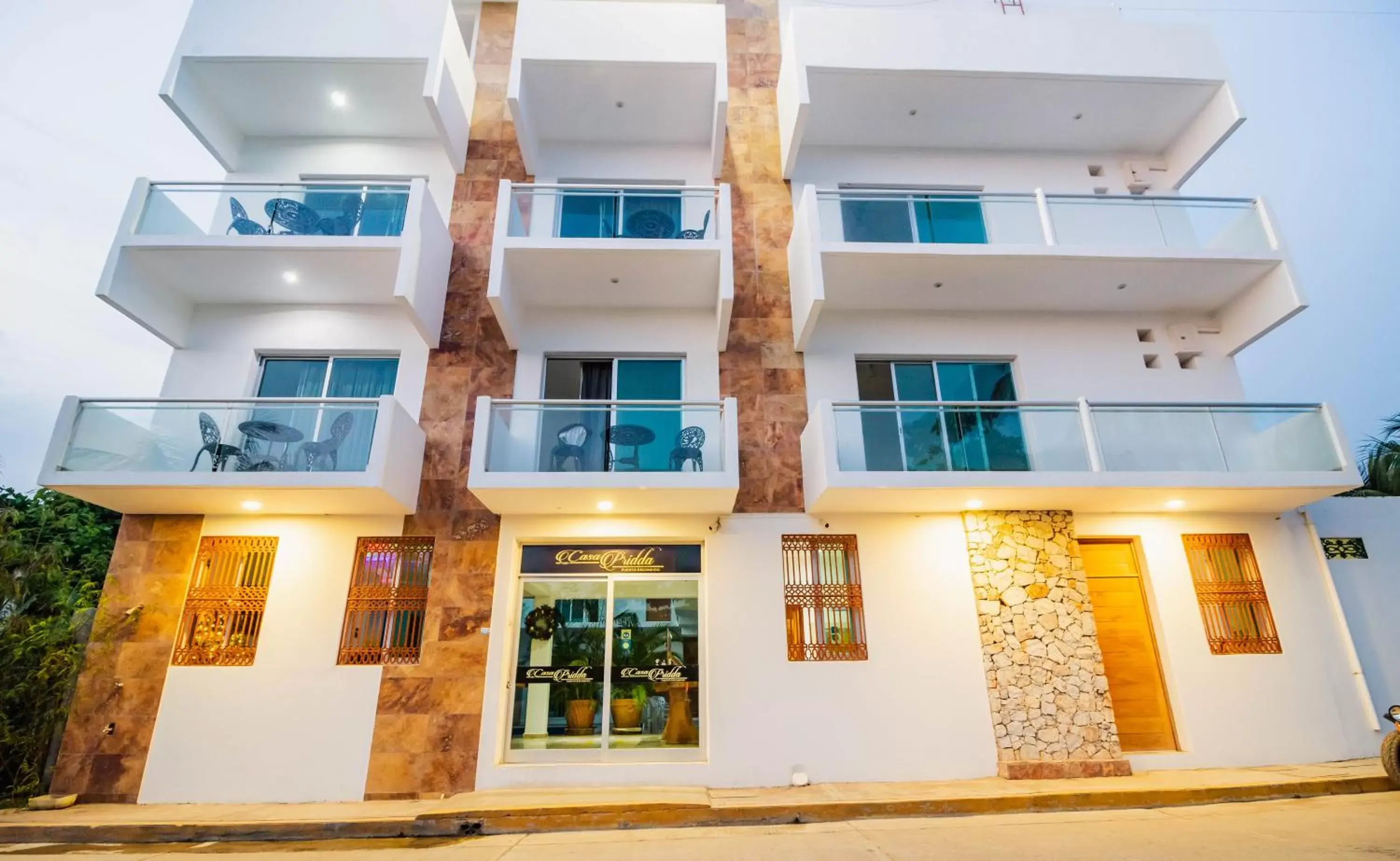 Facade/entrance, Property Building in Hotel Casa Pridda