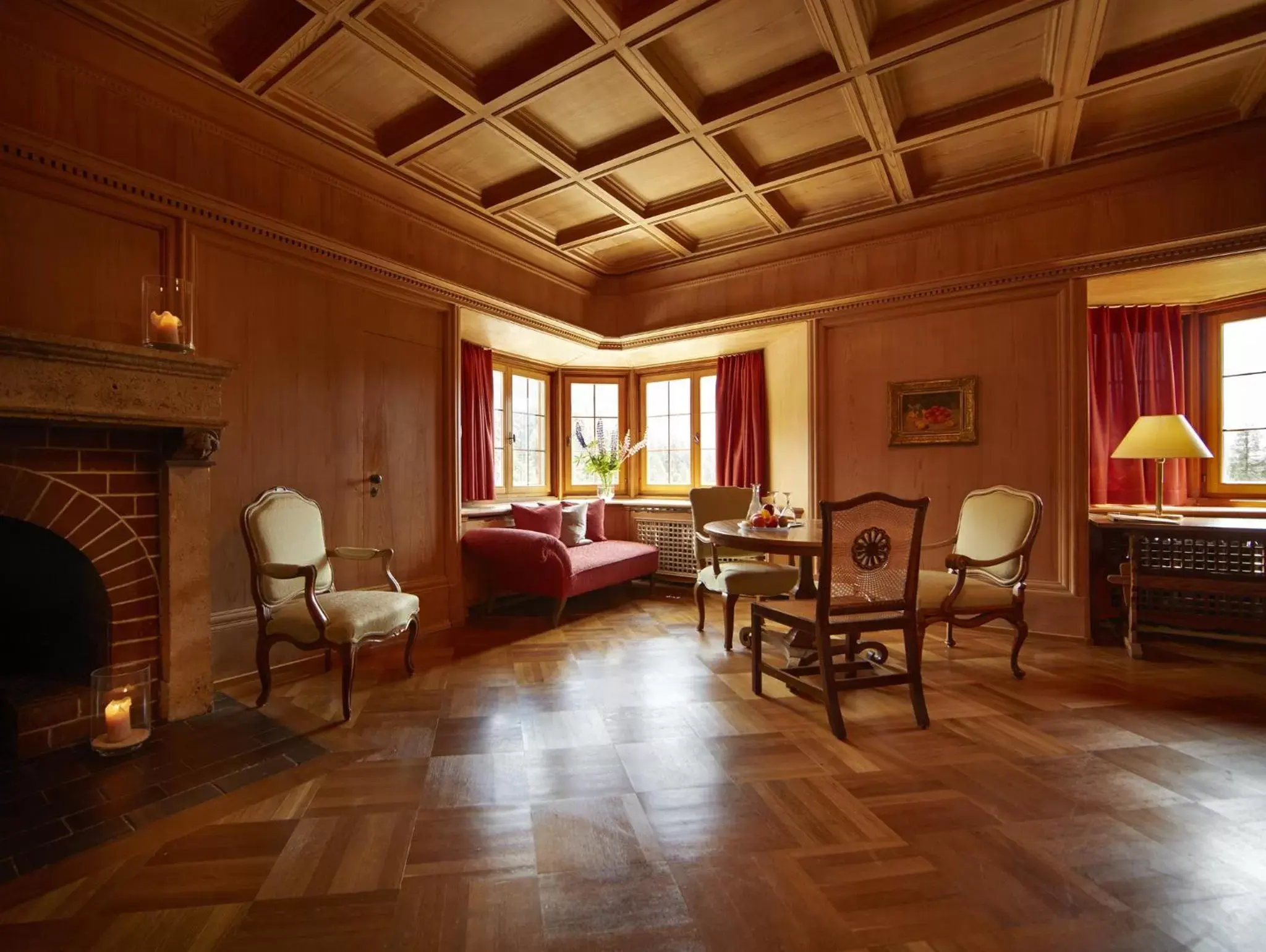 Living room, Seating Area in Hotel Chesa Spuondas