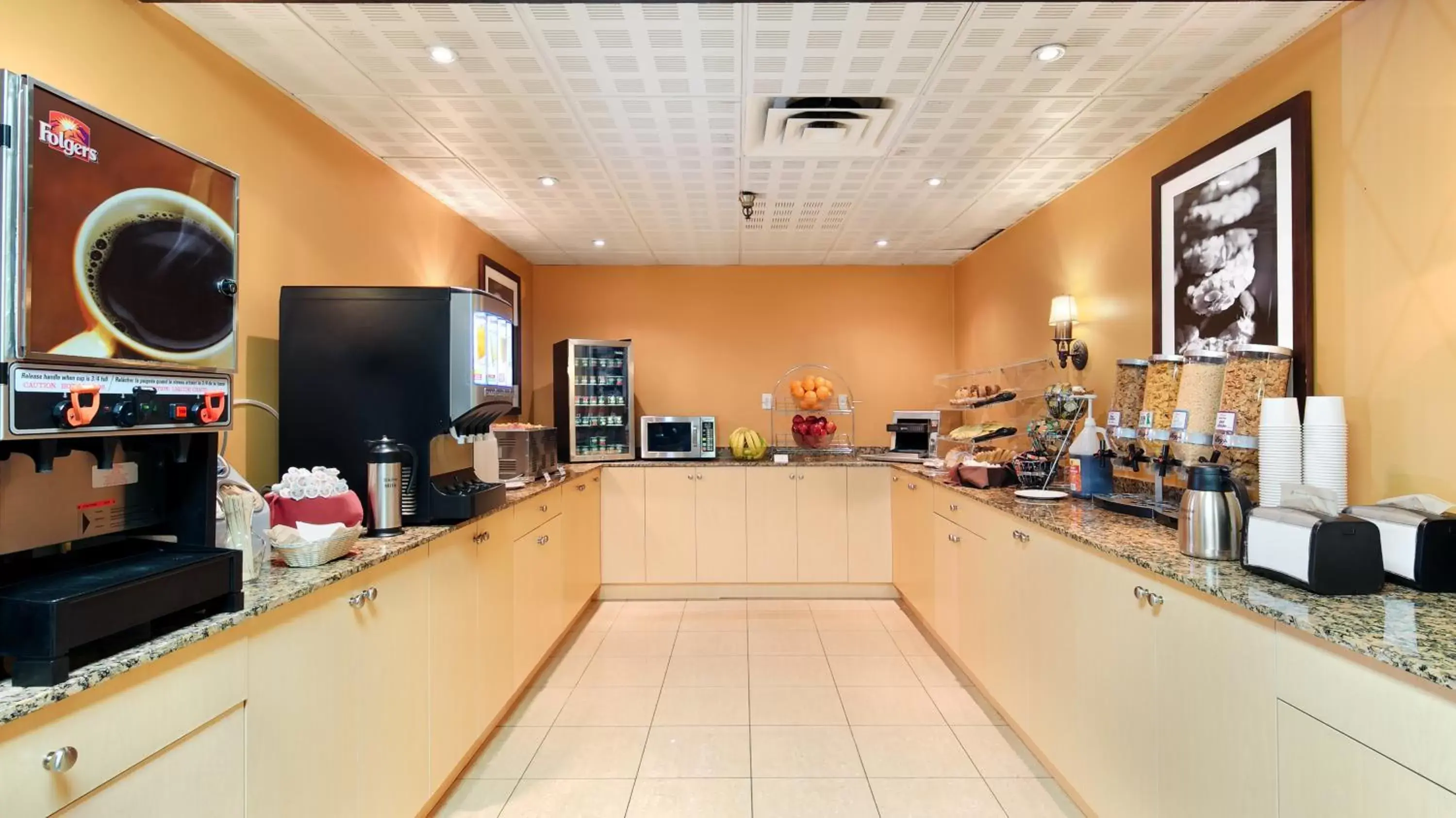 Restaurant/places to eat in Abercorn Hotel, Trademark Collection by Wyndham Restaurant/places to eat in Abercorn Hotel, Trademark Collection by Wyndham