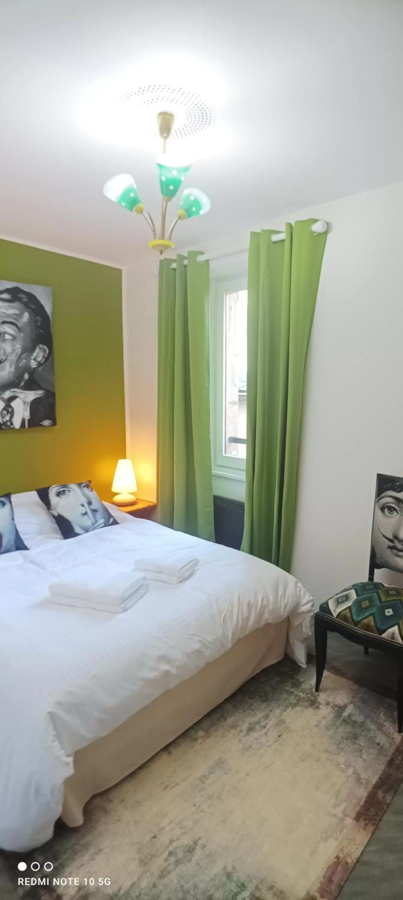 Bed in DÉDÉ DU VAL B&B