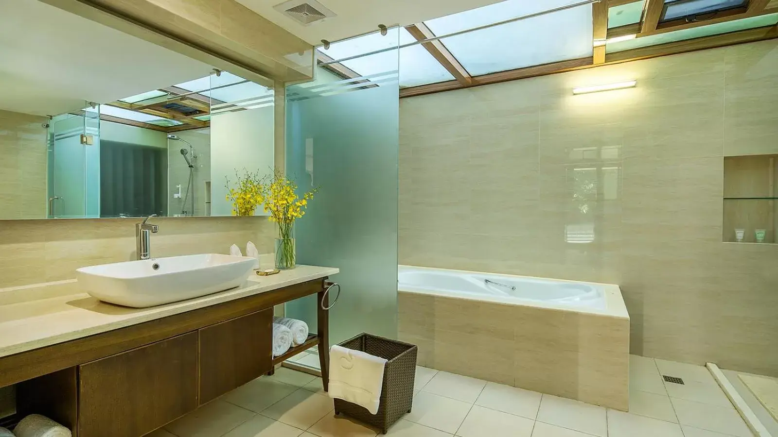 Bathroom in Sanya Yalong Bay Villas & Spa