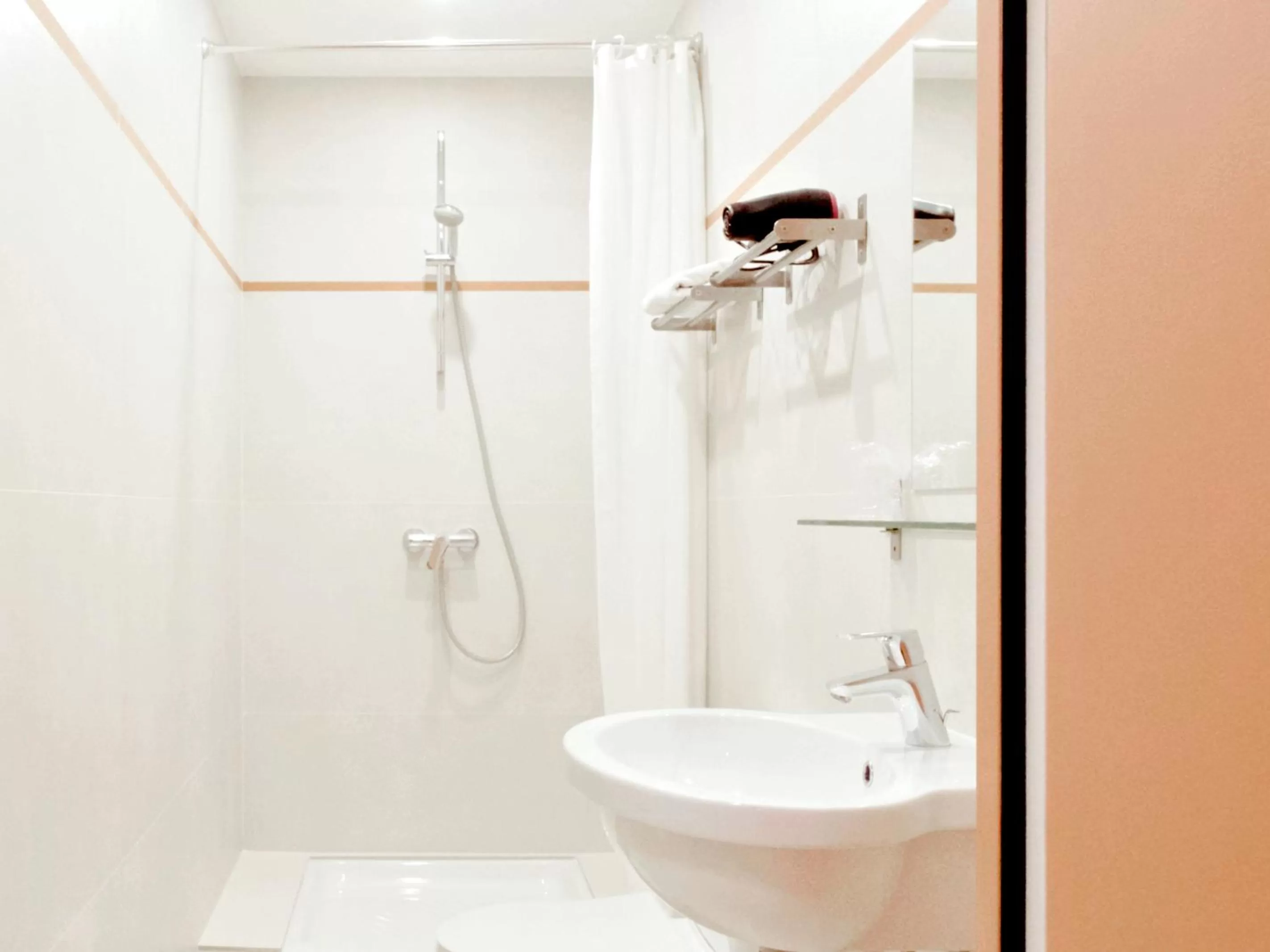 Property building in Hotel Lemon