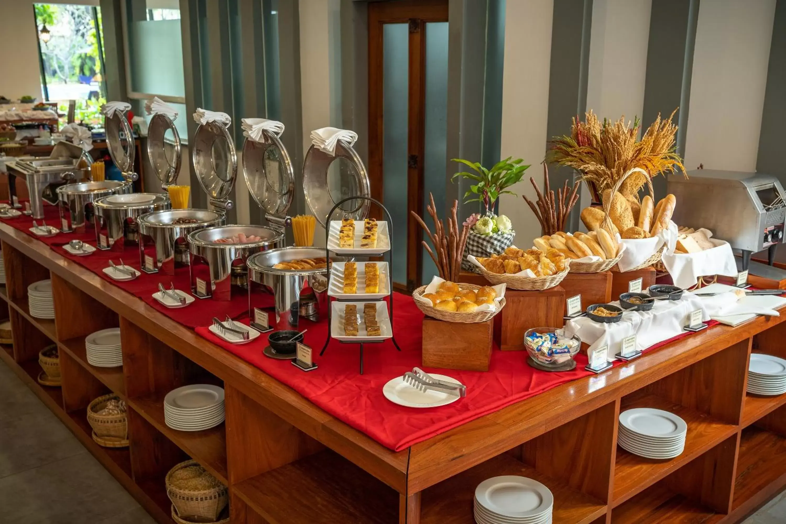 Buffet breakfast in Koulen Hotel