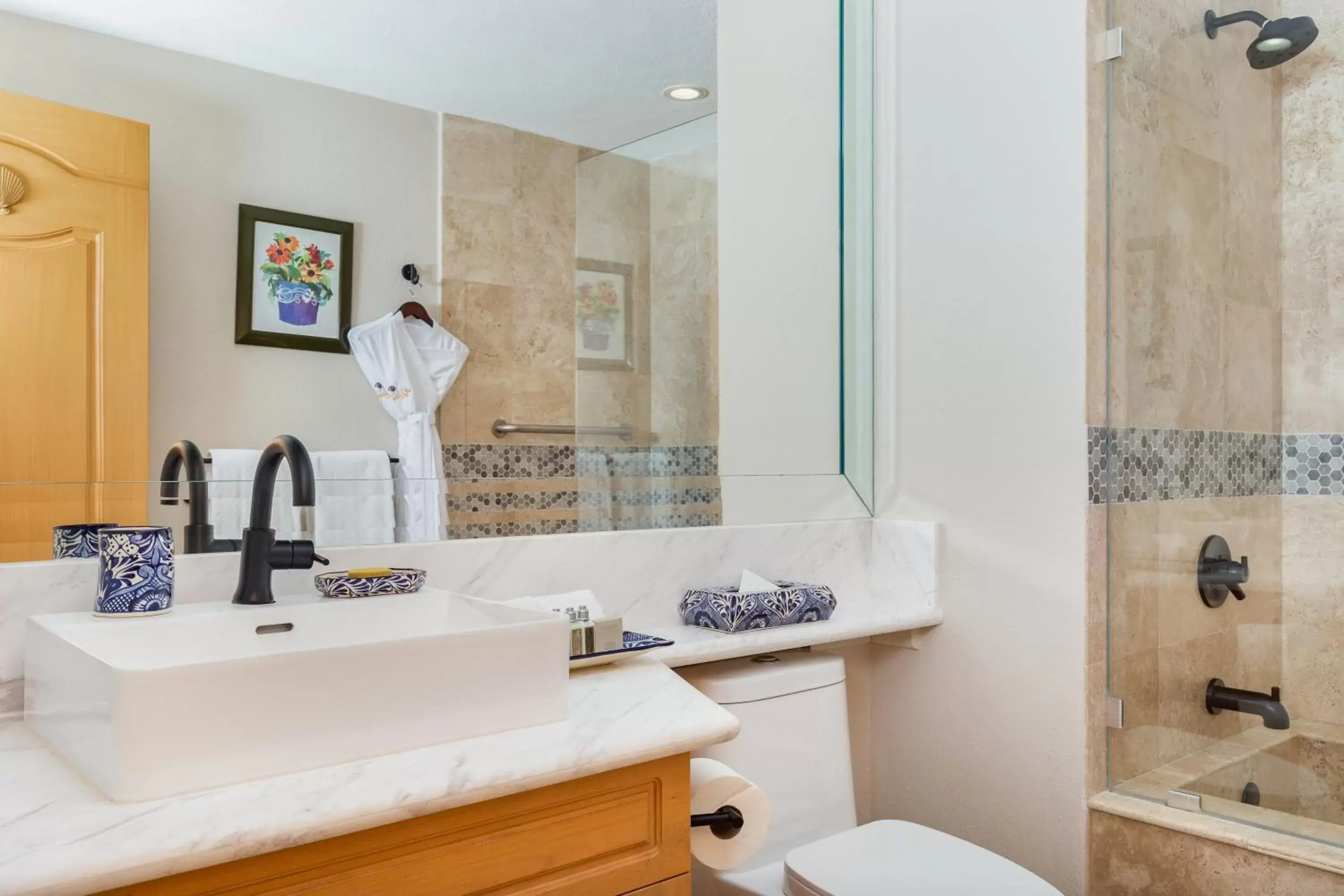 Bathroom in Villa la Estancia Beach Resort & Spa