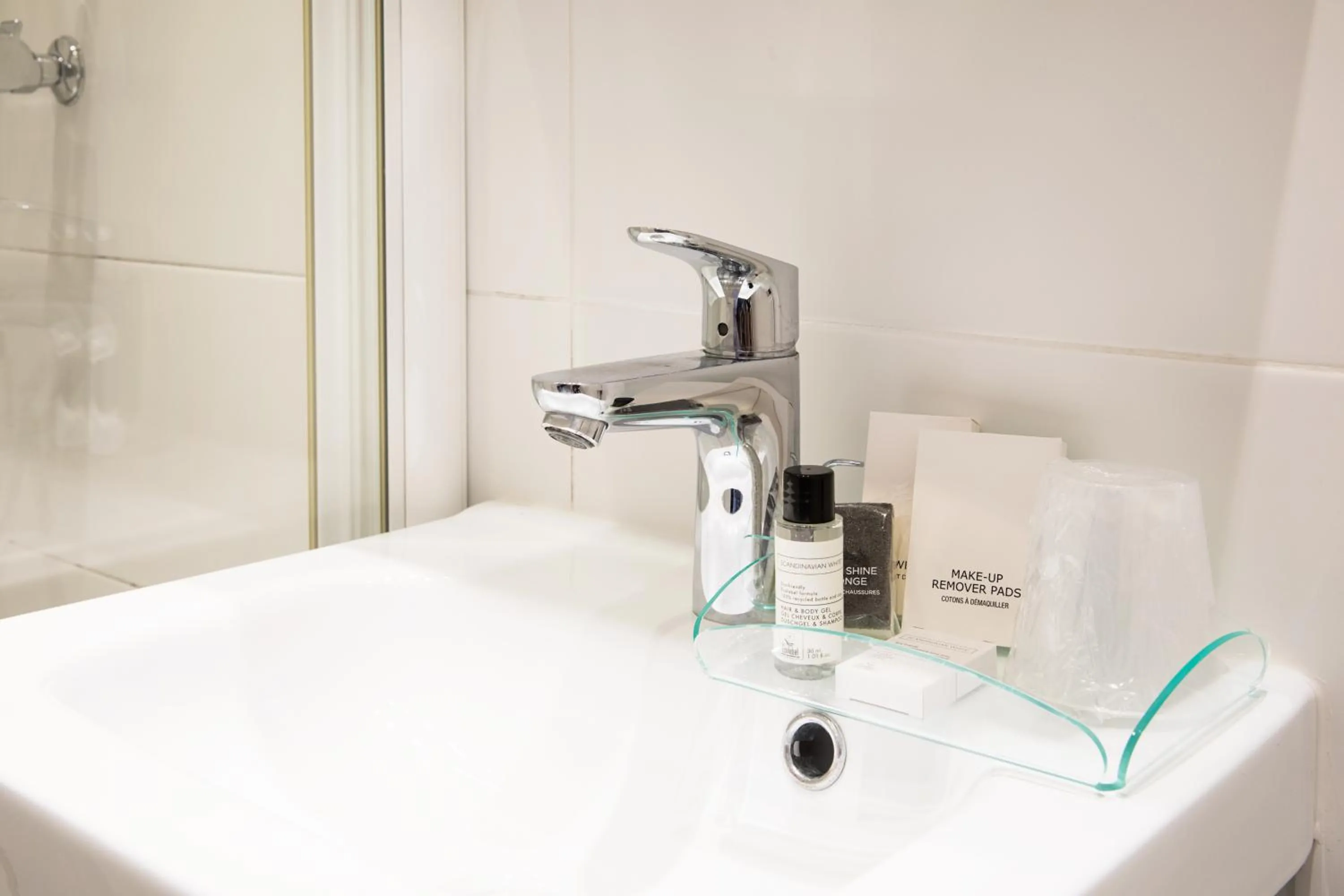 Bathroom in Hotel De L'Horloge