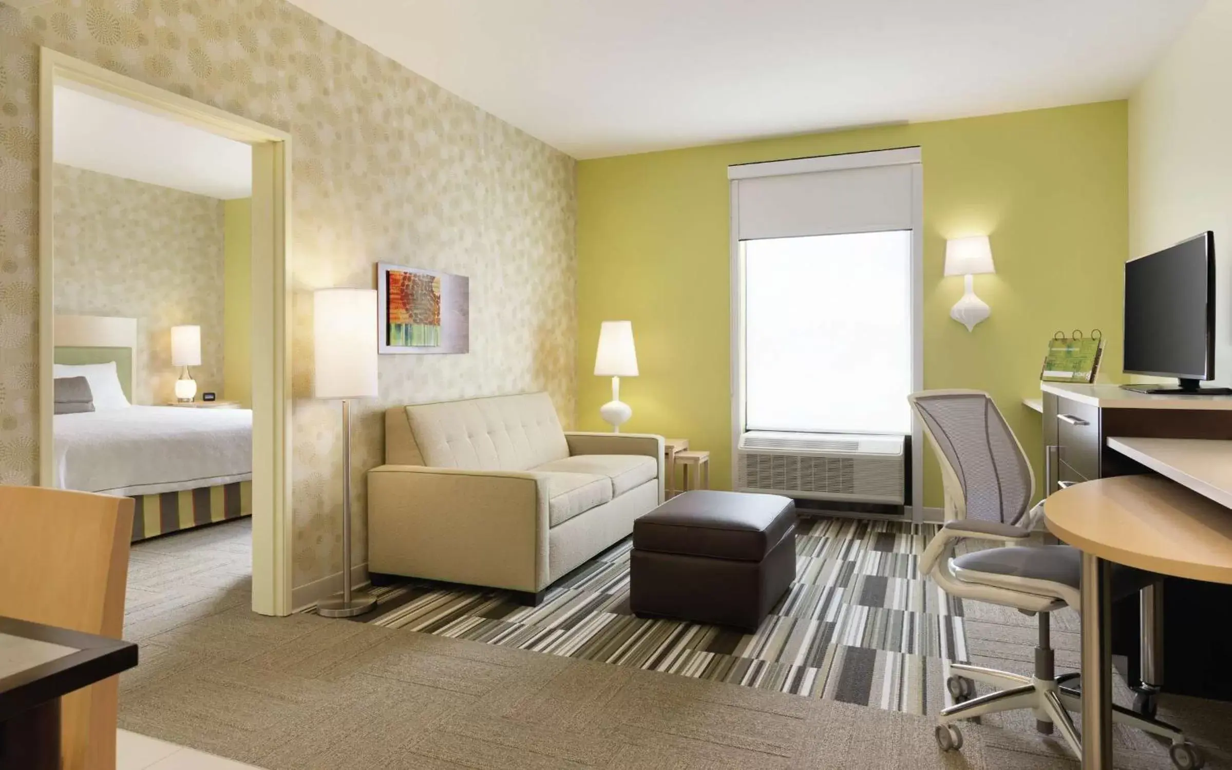 Bedroom in Home2 Suites By Hilton La Crosse