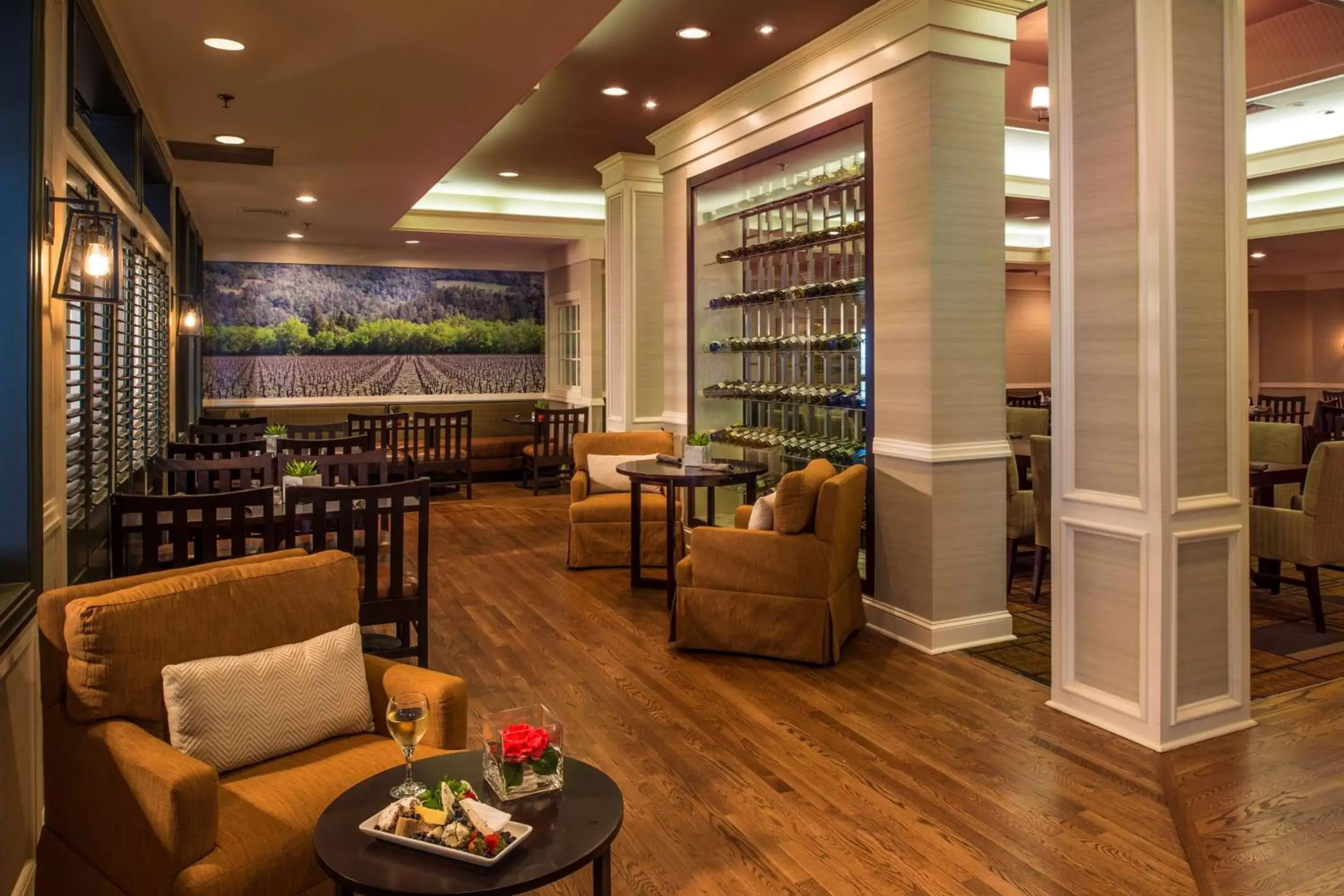 Restaurant/places to eat in DoubleTree by Hilton Raleigh Durham Airport at Research Triangle Park