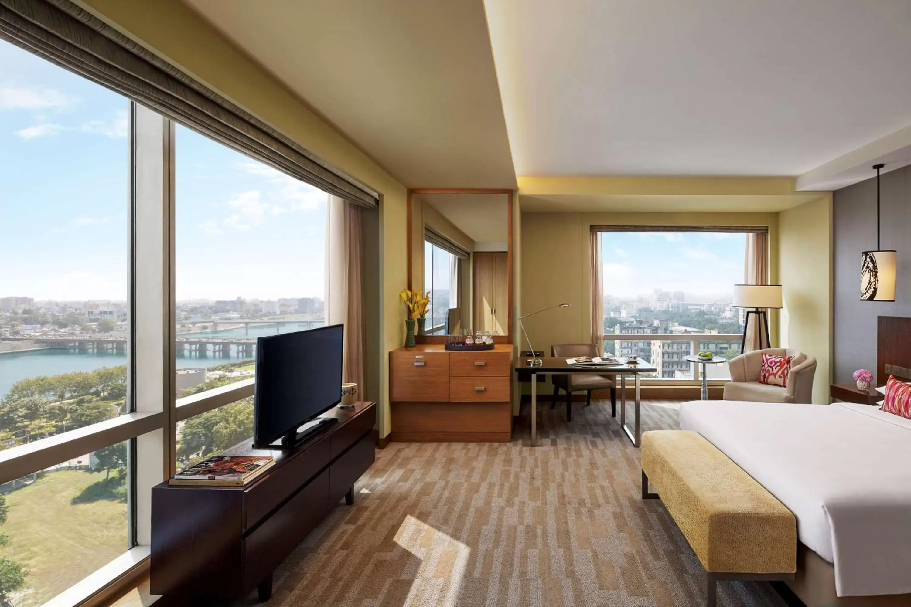 Bedroom in Hyatt Regency Ahmedabad