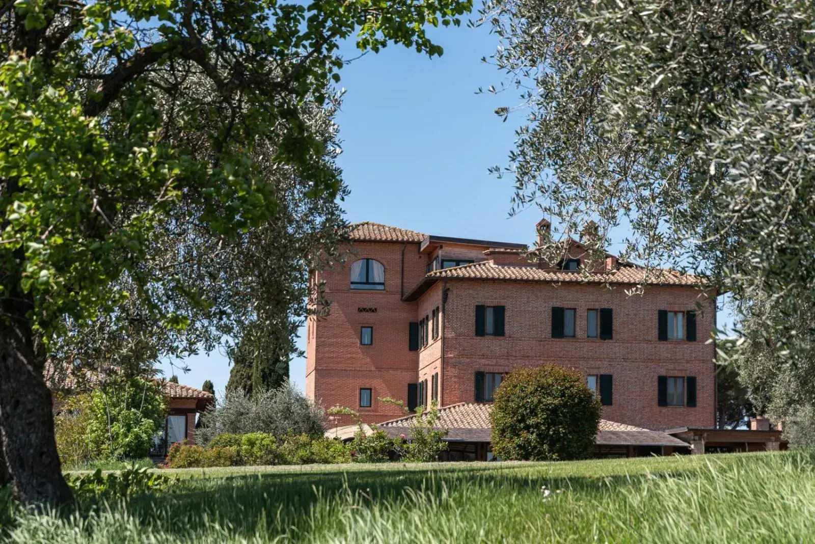 Property Building in Locanda Poggioleone